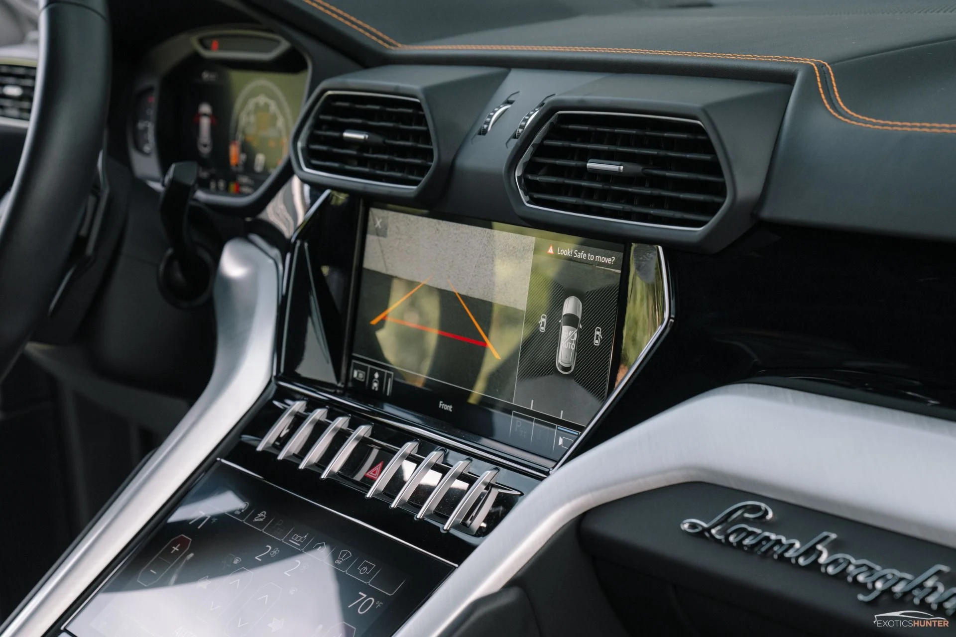 mph009_461497438_Used_2021_Lamborghini_Urus_w_Bang_Olufsen_Advanced_Sound_Parkassist_1758750772_6f426a1ea8