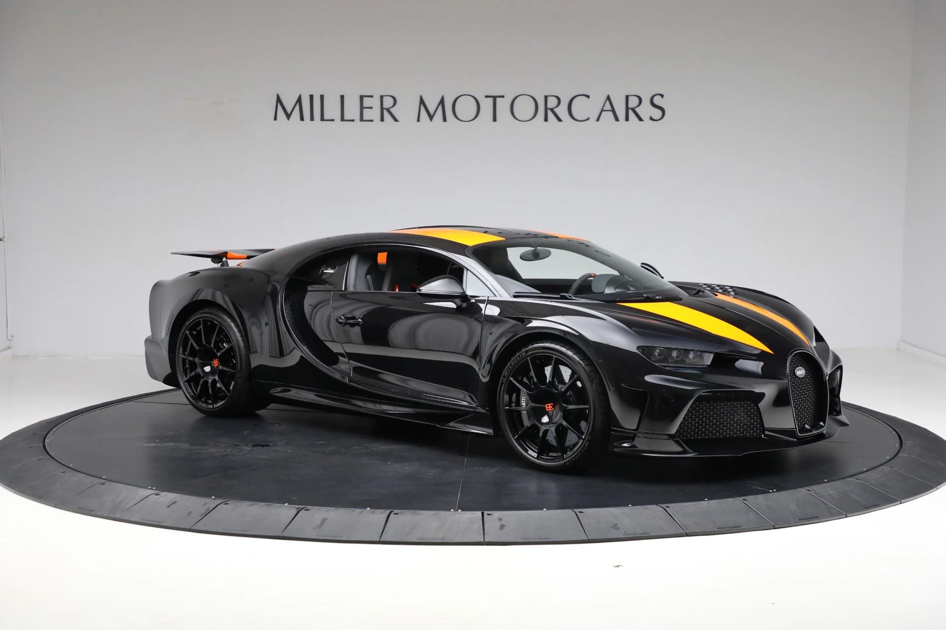 mph009_465145435_Used_2022_Bugatti_Chiron_Super_Sport_300_61be6e5aa7