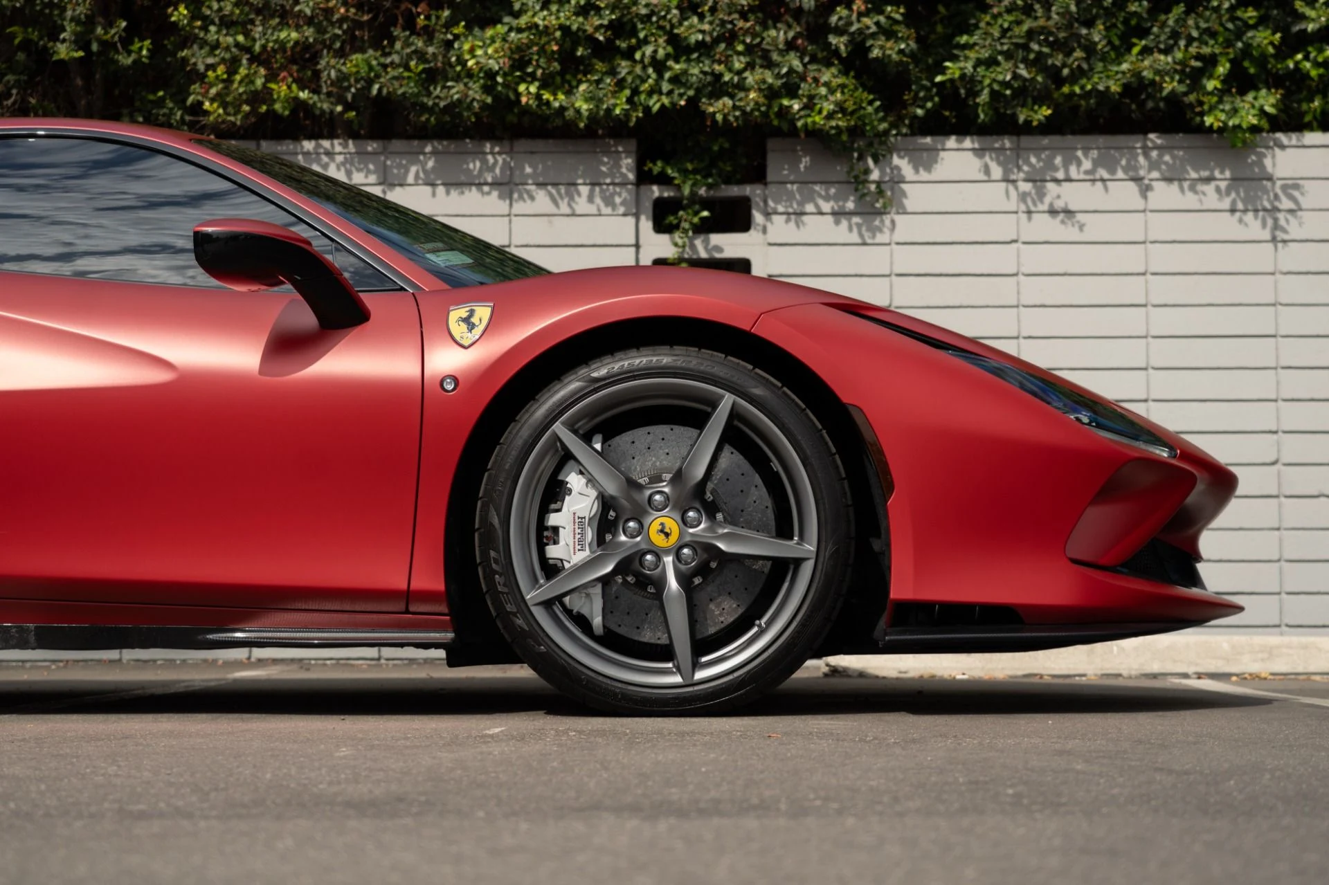 mph009_465743128_Used_2020_Ferrari_F8_Tributo_1756838529_5bde8685e7