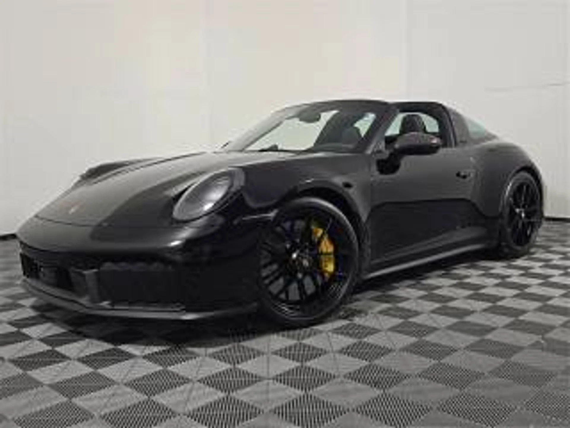 mph009_467270701_320_e7d4cfdffd