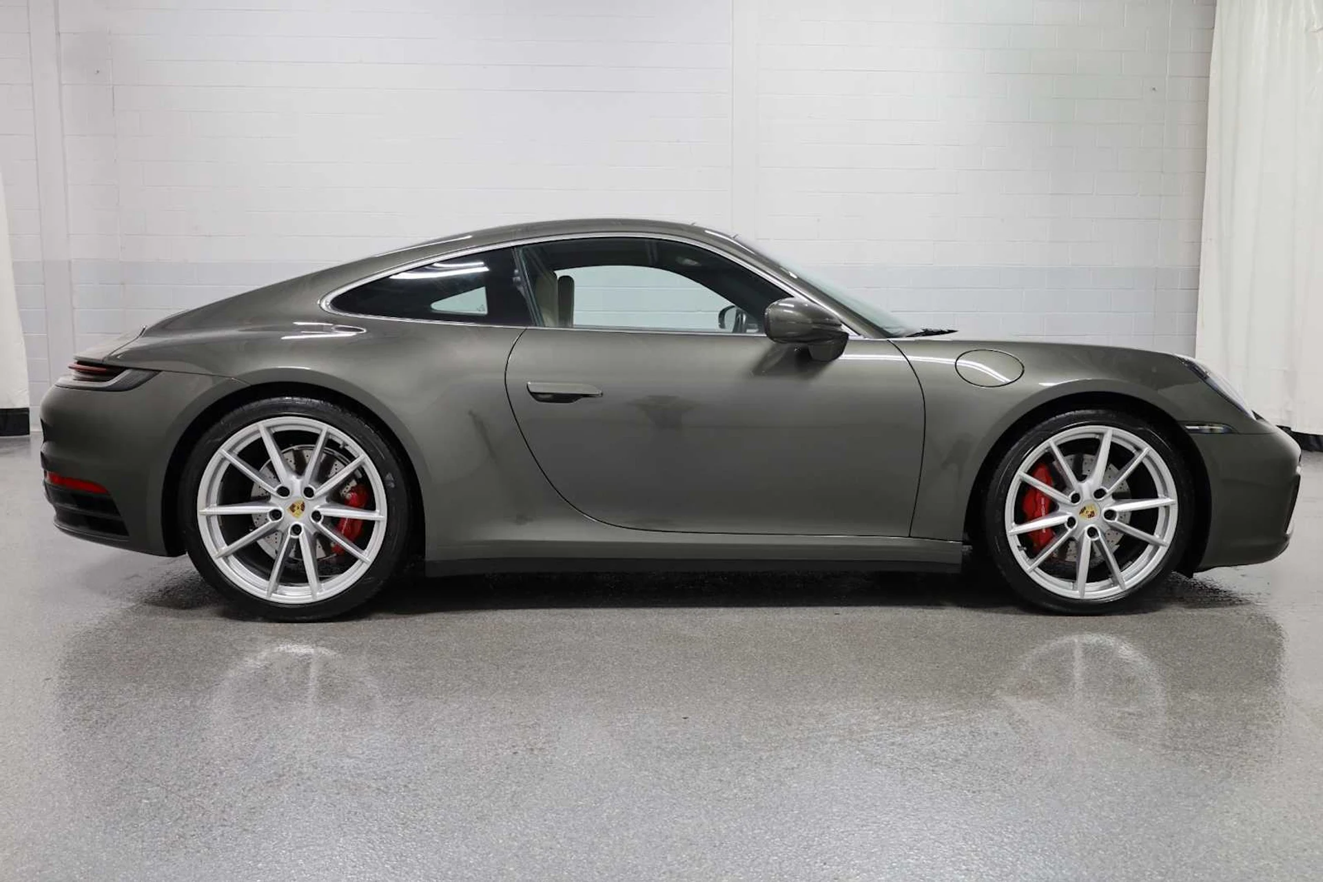 mph009_472953273_be1209322a7a1101caf4f51e864e845a_419d5de35b