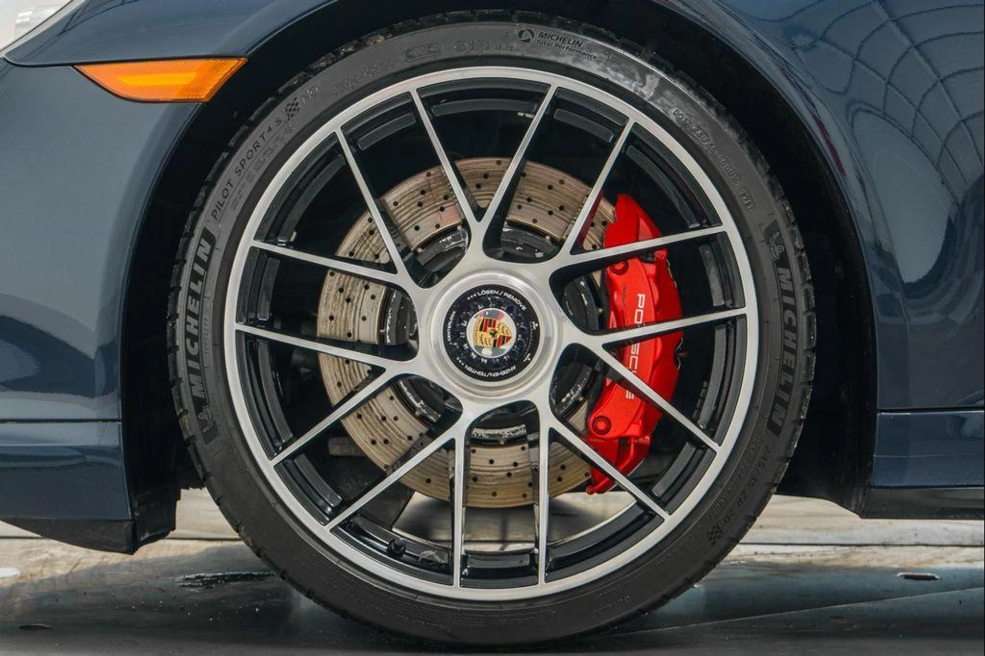 mph009_482440112_b_ZV_Voex_UC_Vhm_JR_5_C_Sg6t_T_Mkbt_VQ_bab0c6c159