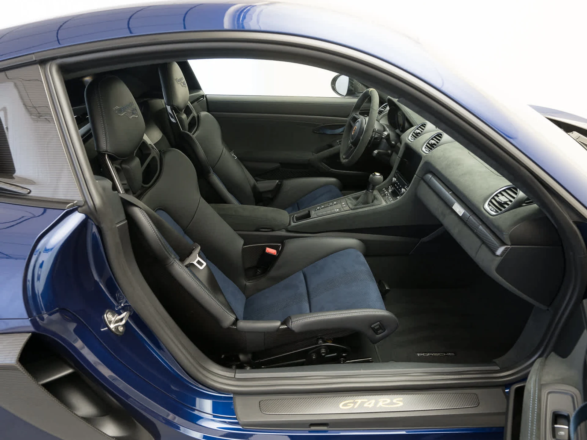 mph009_498342827_e1ea17bcd0d2d3bc768cbcf7129406c2x_556392a808