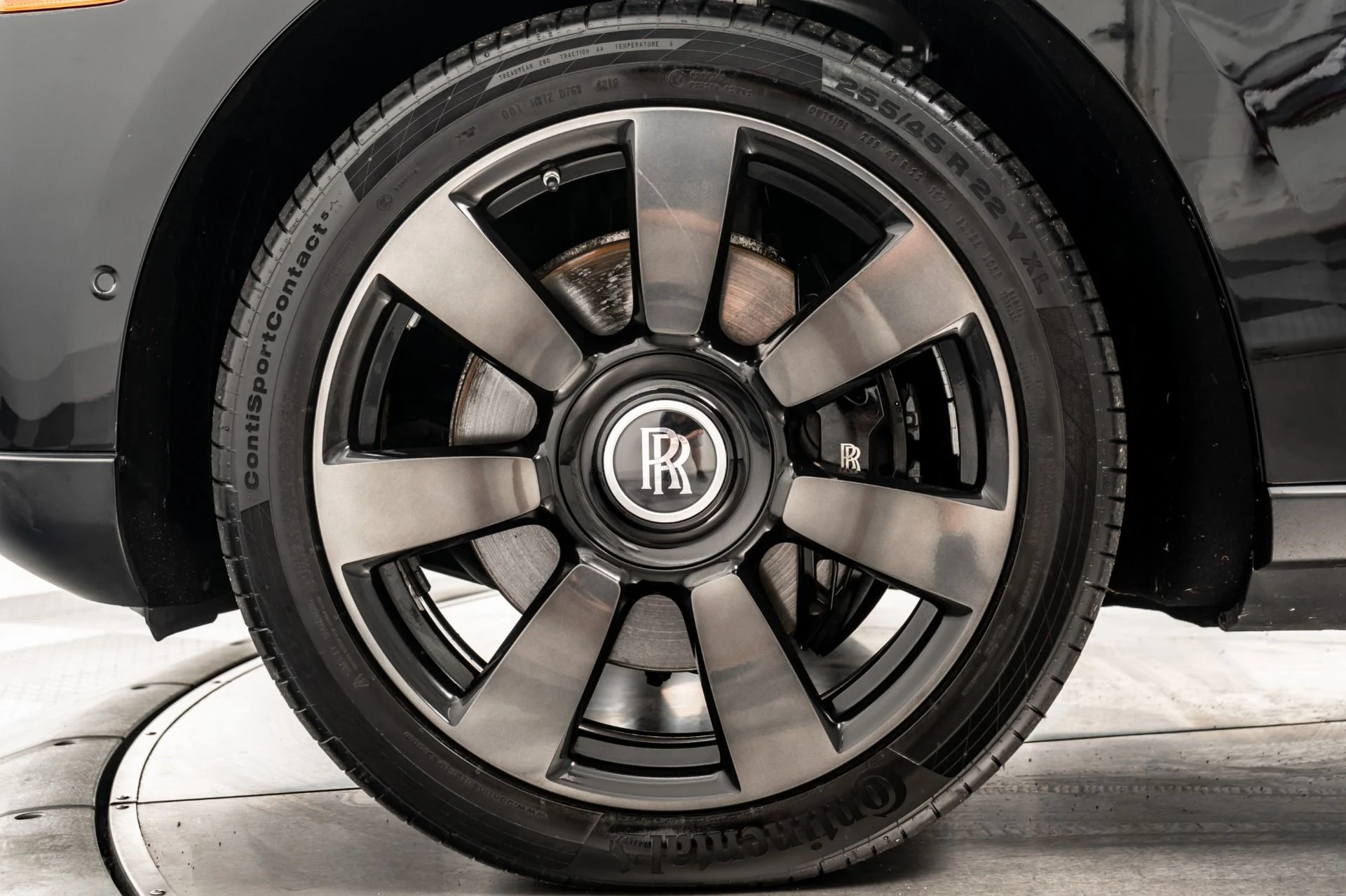 mph009_499240995_Used_2020_Rolls_Royce_Cullinan_Two_Tone_Interior_Driver_Assistance_Systems_1780337352_4302705250