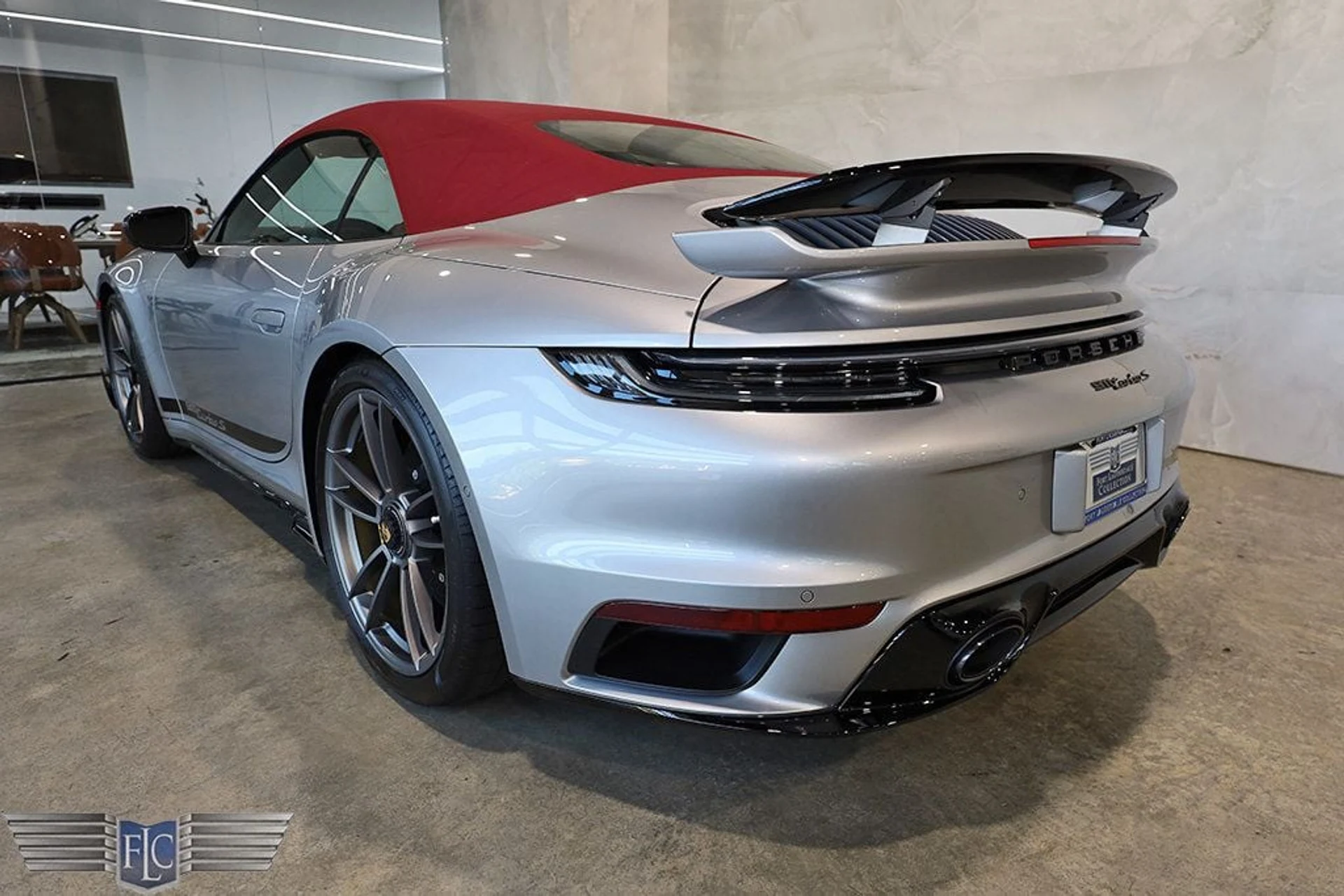 mph009_501057095_used_2024_porsche_911_turboscabriolet_9689_22937048_10_1024_39ab6556f7