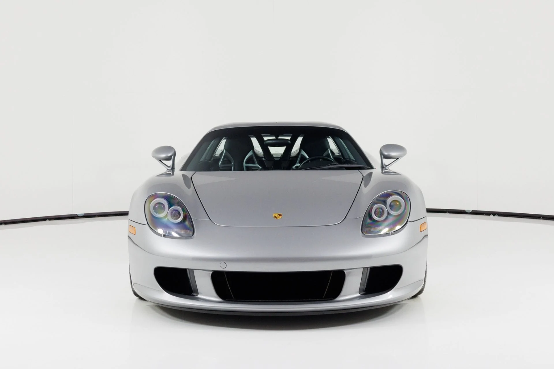 mph009_501747148_Used_2004_Porsche_Carrera_GT_1780937853_d2994dc405