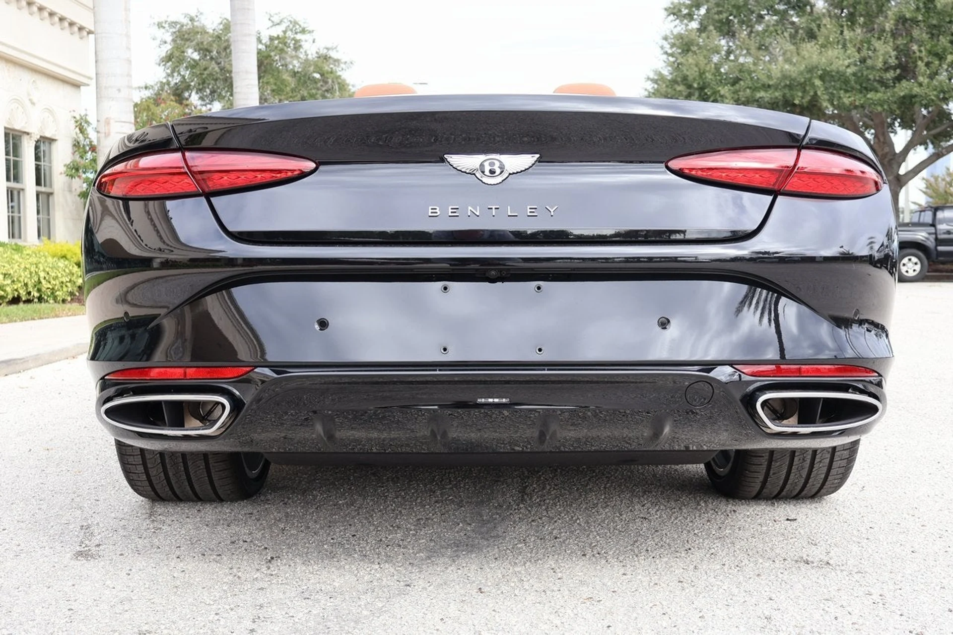 mph009_518314044_10_8faac14048