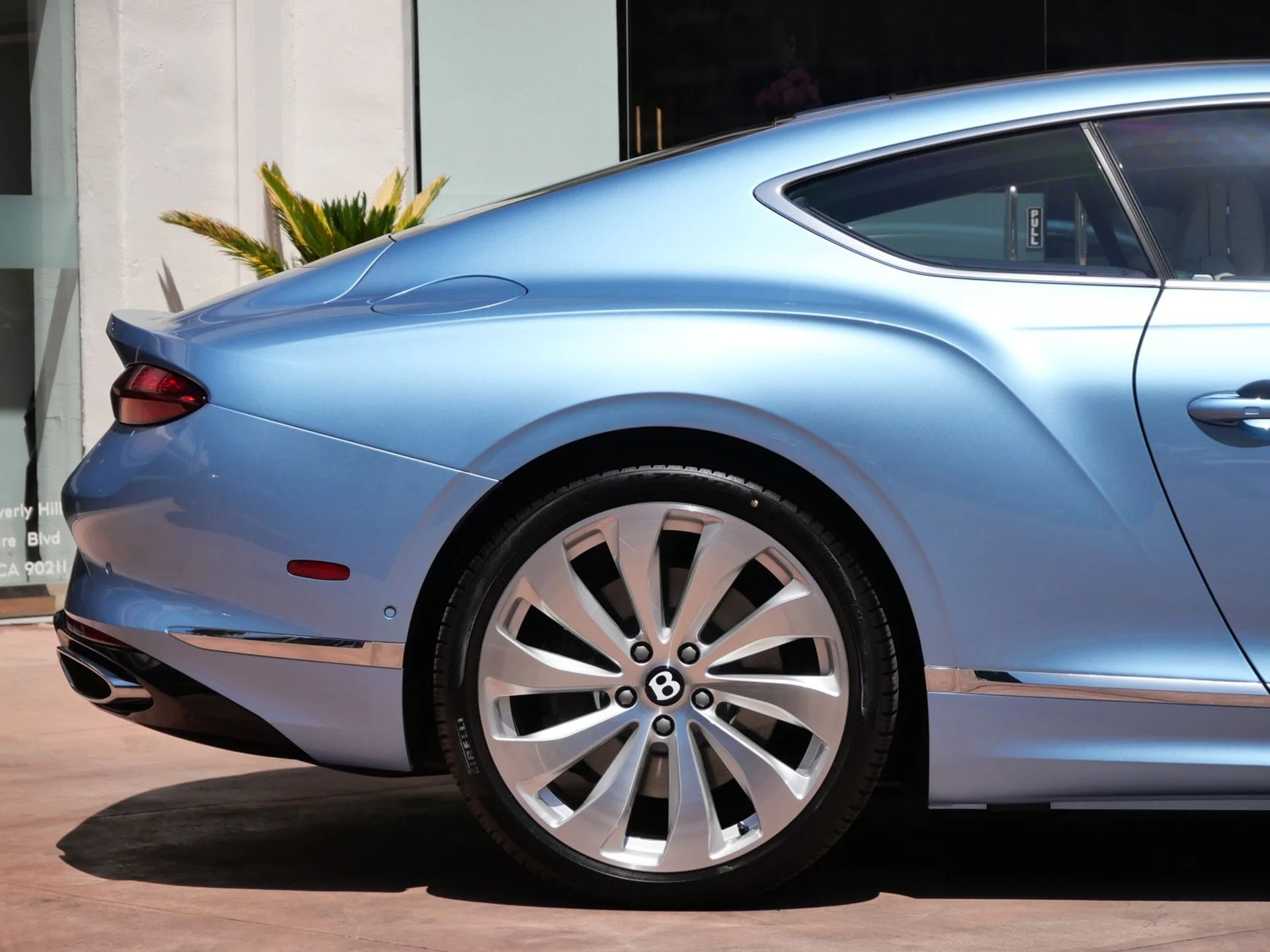 mph009_520917578_0b0101dd8fa3cdfe9f84aec59e0e0676x_3f222013d0