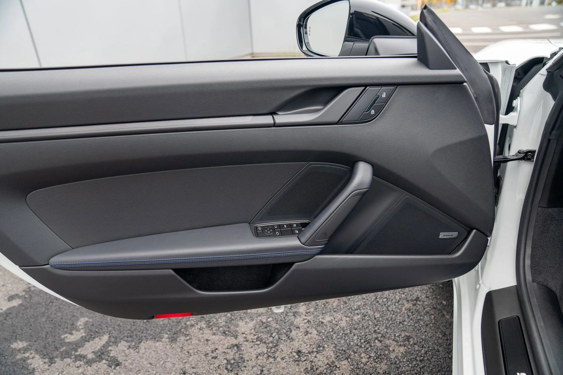 mph009_523116166_a06929f0b572b66192629c0b3a247734x_822d94ce1a