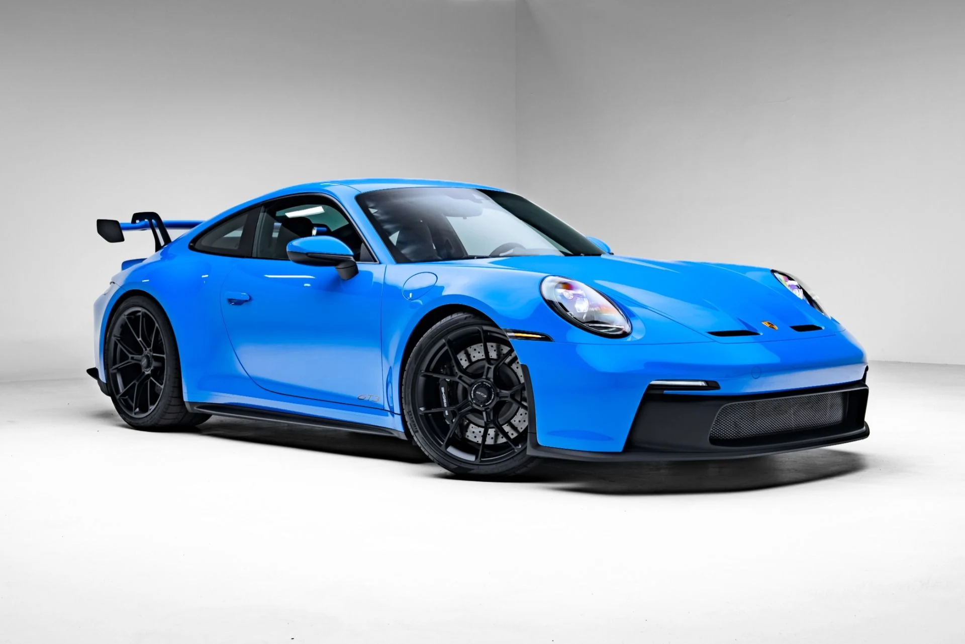 mph009_524592763_Used_2023_Porsche_911_GT_3_1771960817_33a75c3c20