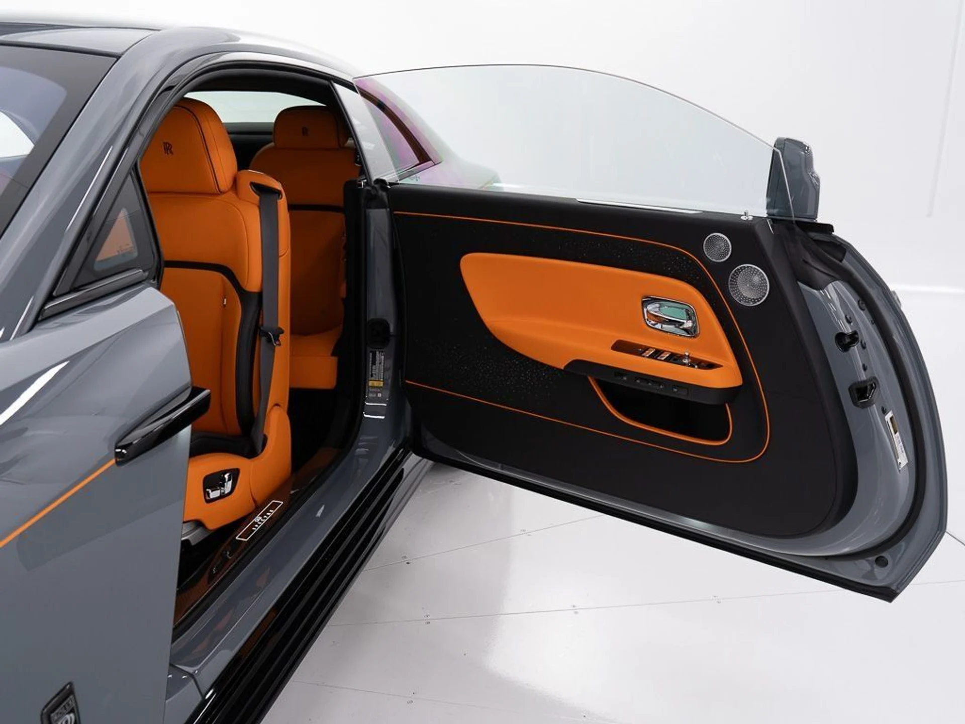 mph009_529990523_c846cc3e10143d8bec420ae9e727c818_05545ff020