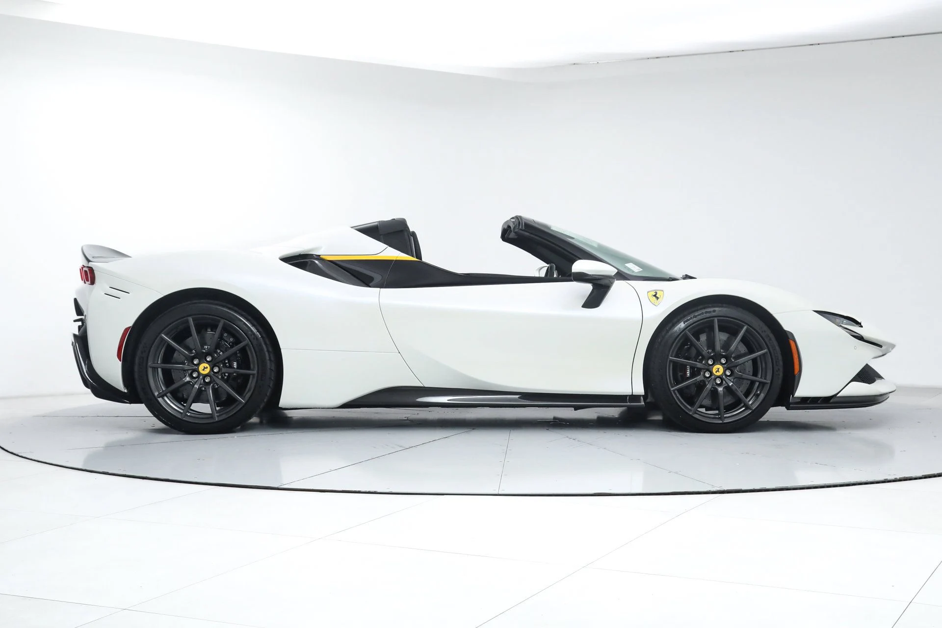 mph009_531712702_2a8988a95f4a46f4a64f6555ffc4415d_f51d93c157