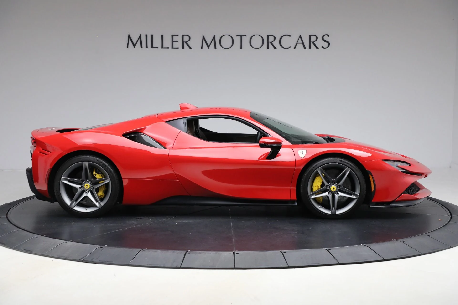 mph009_534926387_Used_2022_Ferrari_SF_90_Stradale_1761420525_51f6a903c0