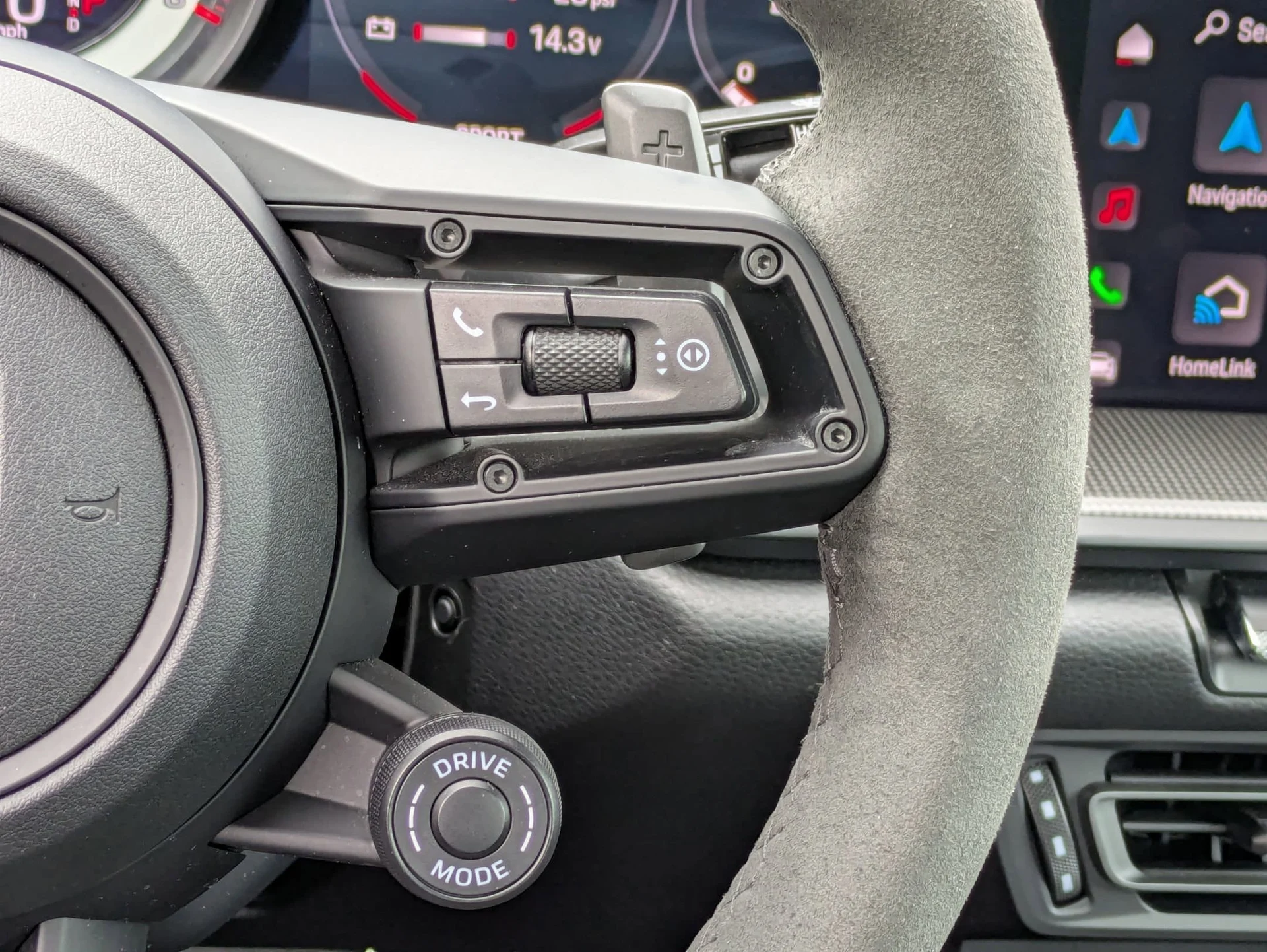 mph009_537597176_012e416e0aad04f05852ee16e7e707dax_252b23d5ae