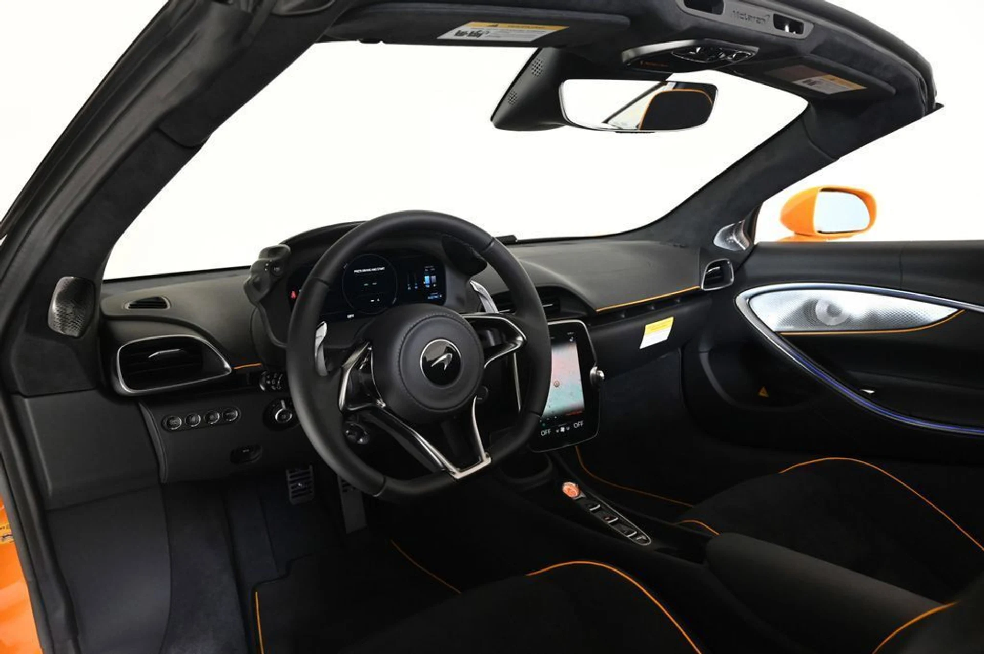 mph009_537876336_new_2026_mclaren_artura_spider_11350_22984585_9_1024_89009a755d