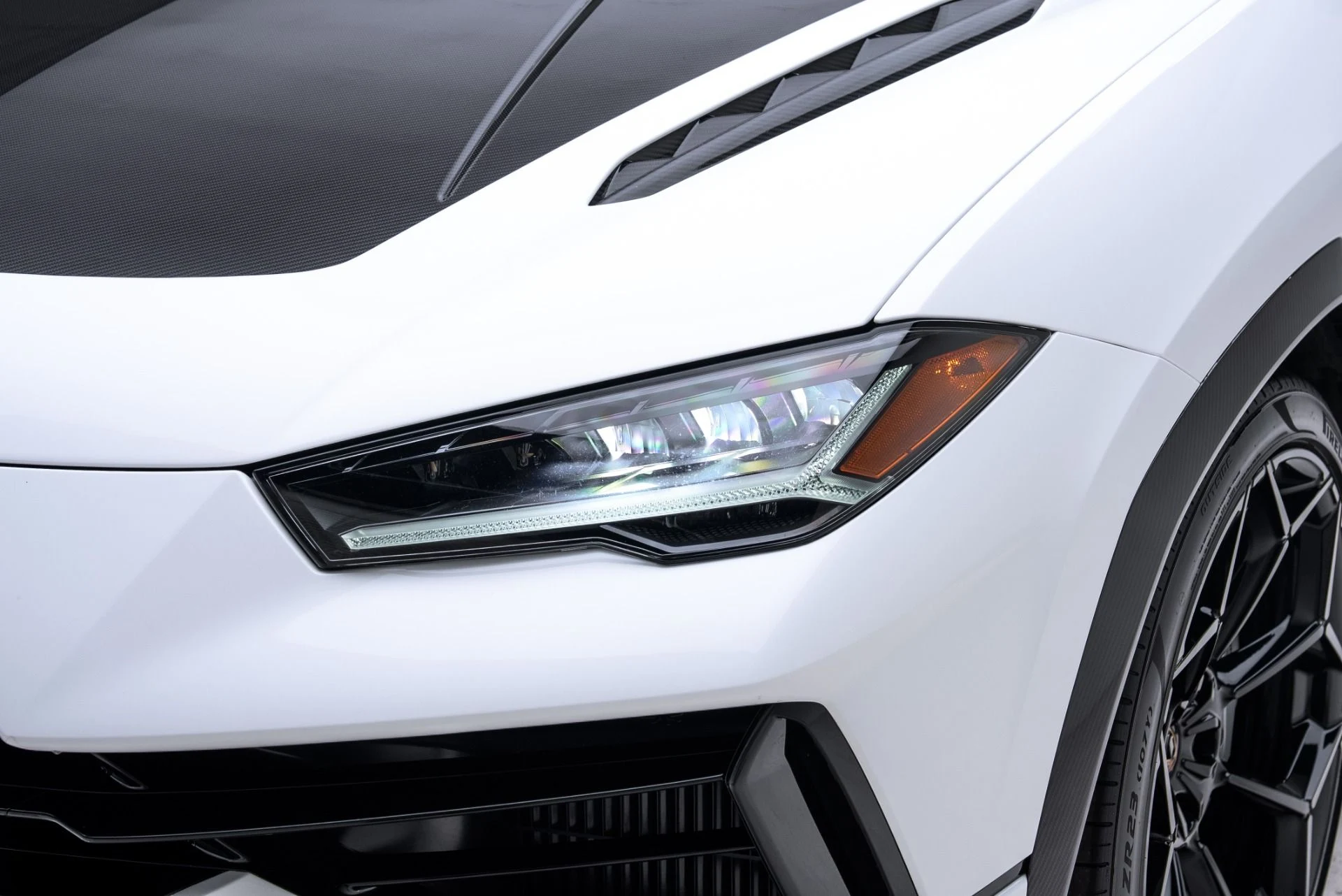 mph009_540151155_Used_2024_Lamborghini_Urus_Performante_1775146757_9ab51858d3