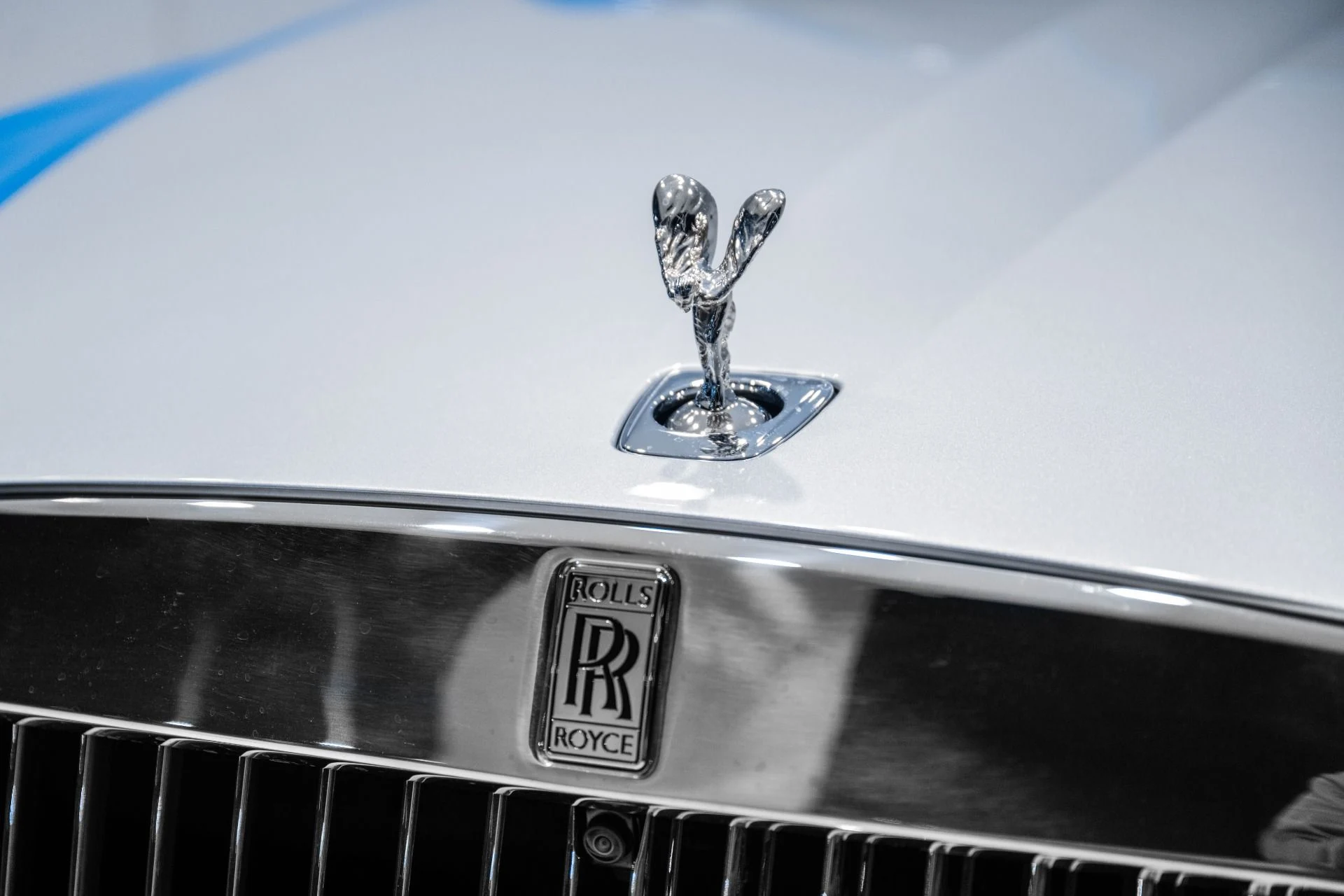 mph009_549128517_Used_2023_Rolls_Royce_Ghost_1773457420_0dd97493cc