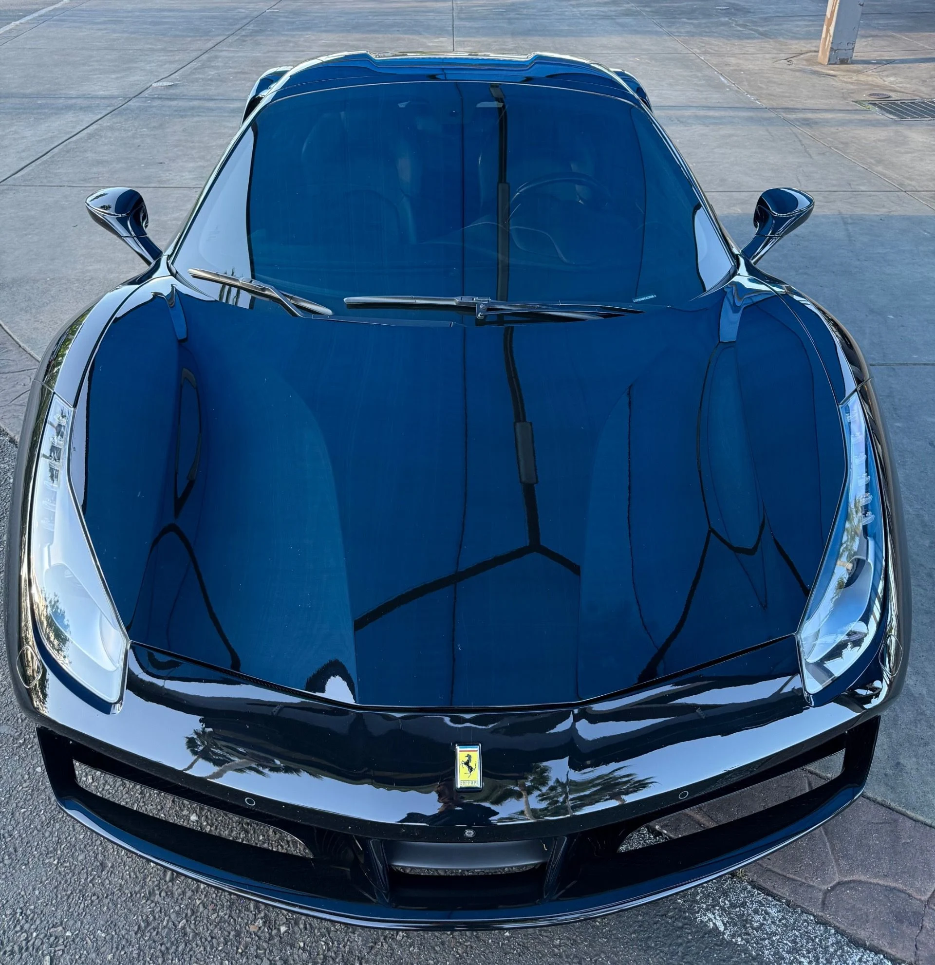 mph009_549250956_Used_2018_Ferrari_488_Spider_1776269594_e98102fd93