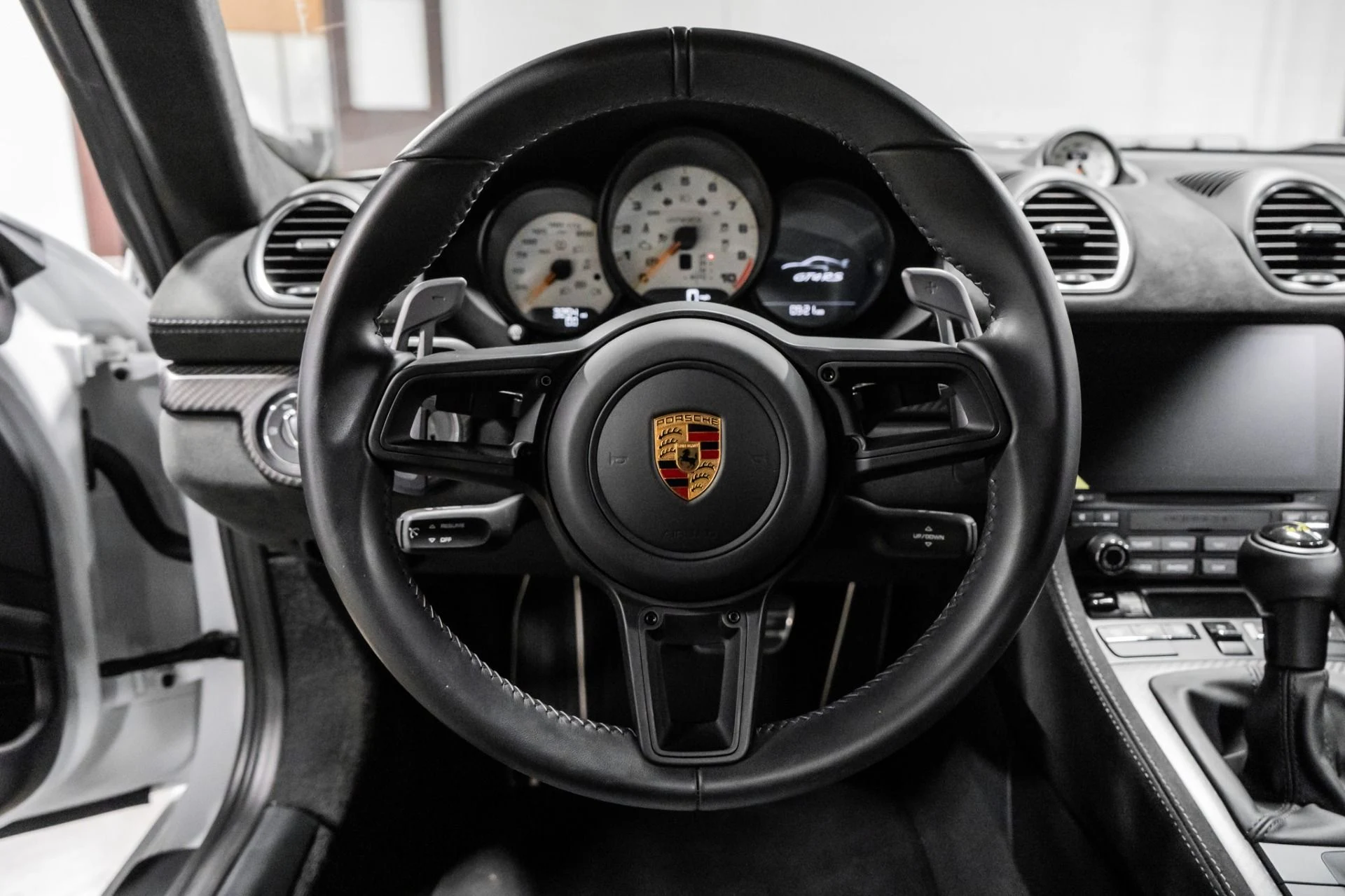mph009_555029205_Used_2023_Porsche_718_Cayman_GT_4_RS_Weissach_1757357596_89c4f245bf