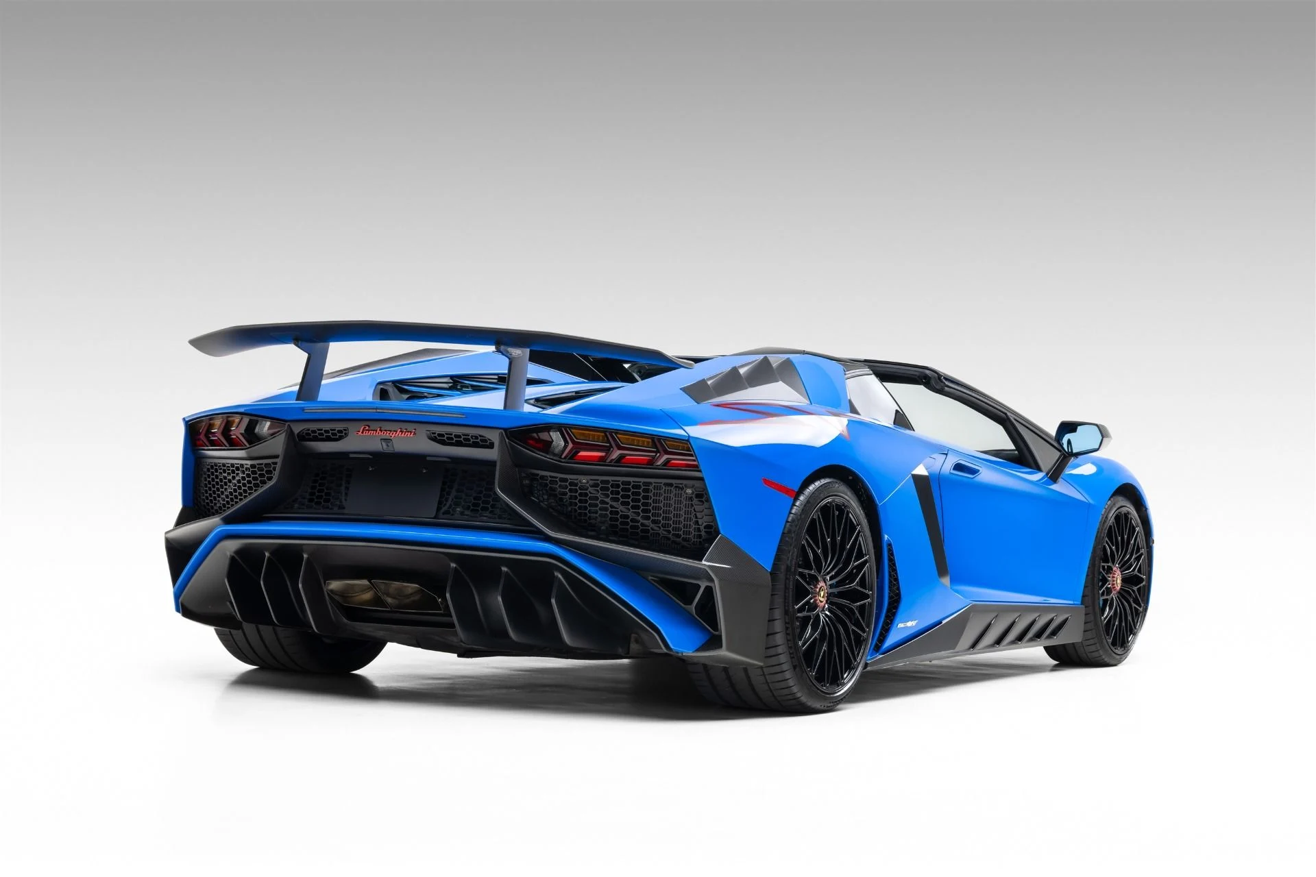 mph009_561245077_7478_p10_l_eb12bf8770