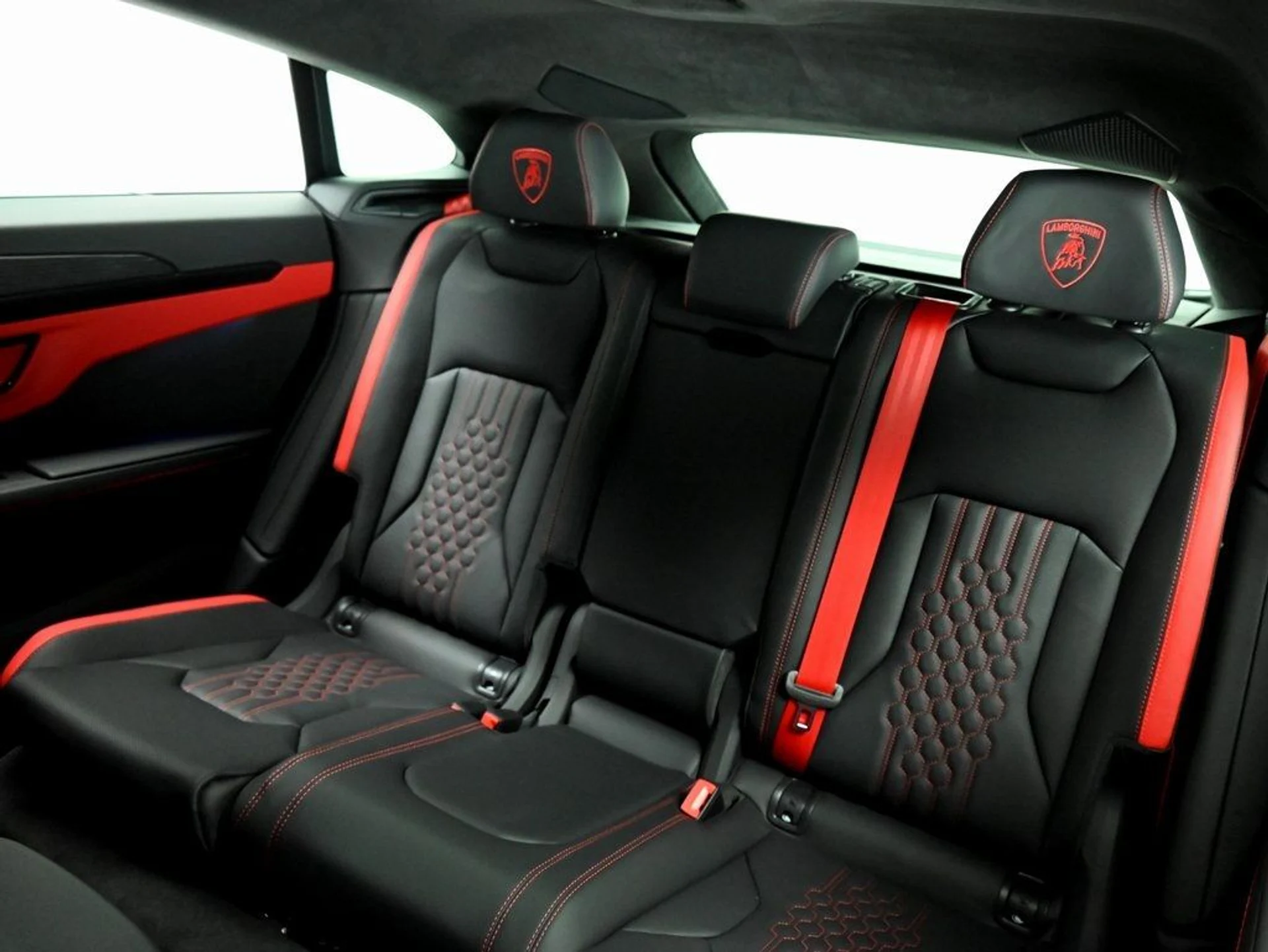 mph009_562488035_94b01a391b0f18b0b2dfcb31f5edc8cd_e97533cd9c