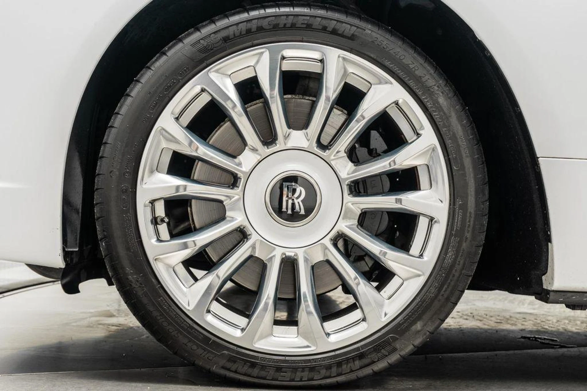 mph009_564826580_ljfi_VE_Qfxaae_L_R0dp3_Bs_O7xcck_2acee9fffd