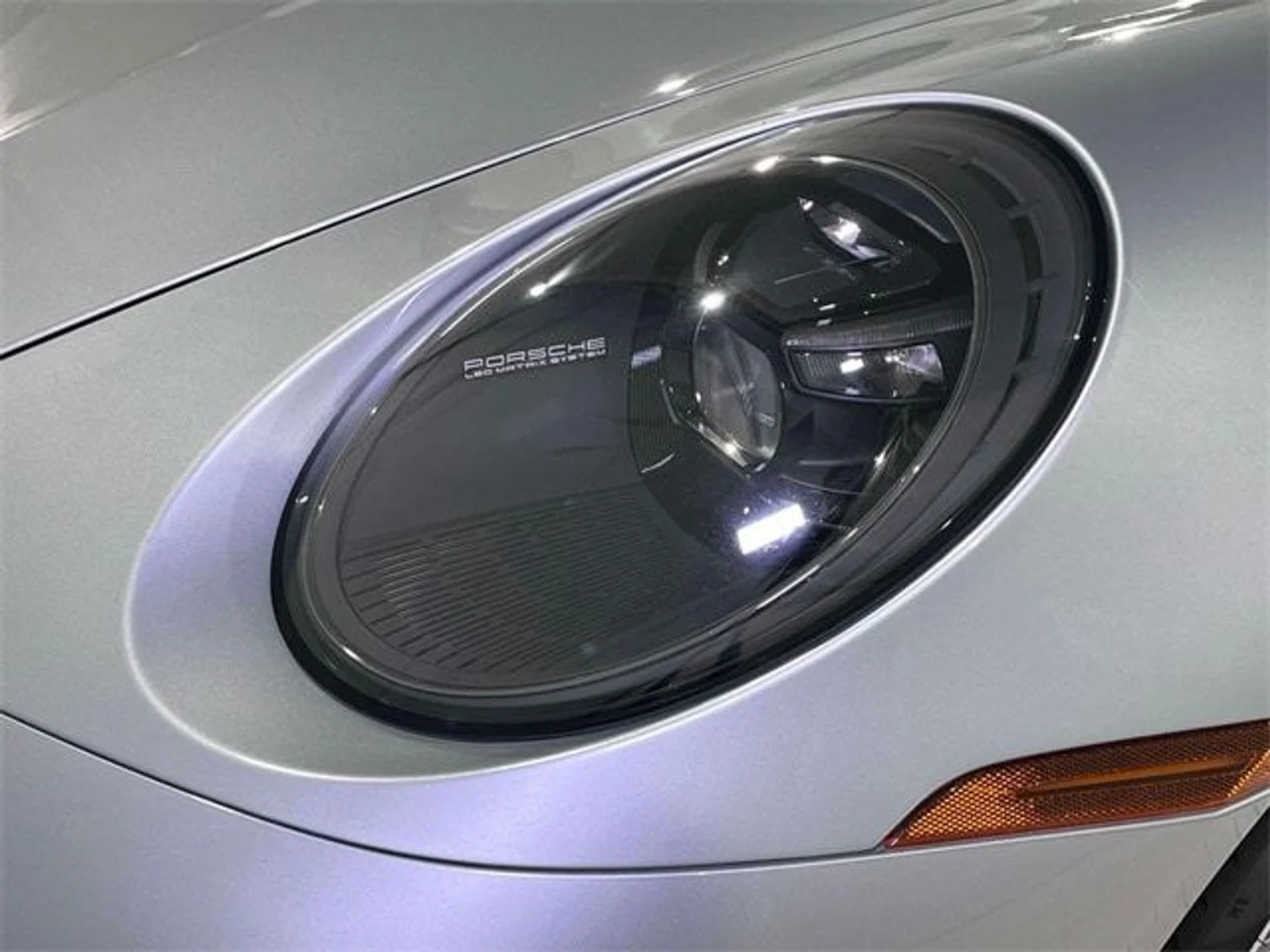 mph009_565179198_2ee4320d4e49f2cd4cc2277d5052993ax_dcc5bf24cf