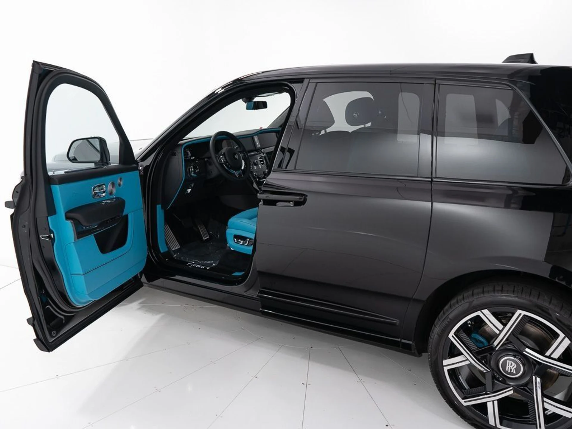 mph009_565935333_77773e9535057b5e99419decfd45bf10_07b44991e8