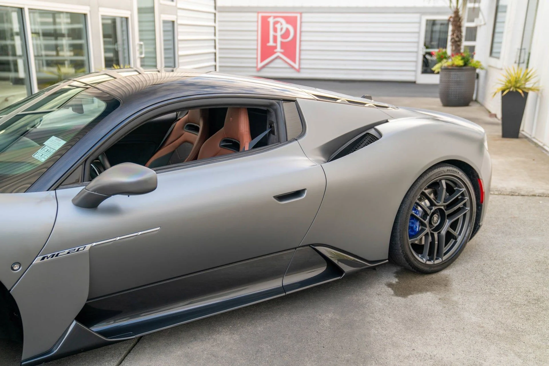 mph009_571386528_10_55ef1e8145