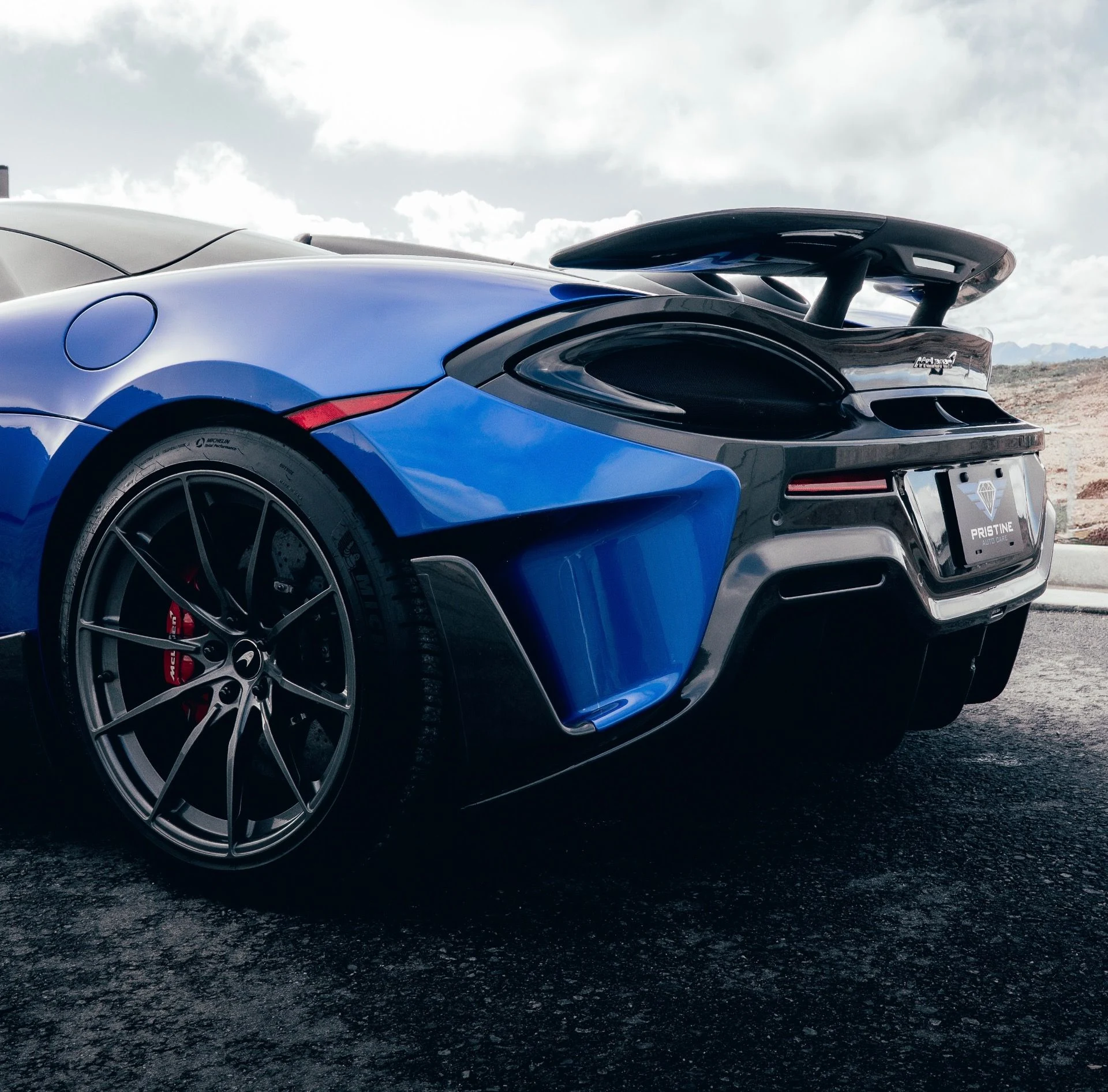 mph009_582958148_Used_2020_Mc_Laren_600_LT_Spider_1768589331_663ba12311