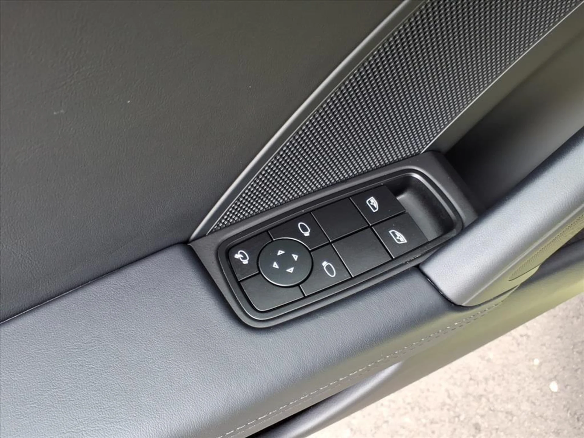 mph009_59626229_e5903fc0dc5f4295acddaff2aab4a58d_813053a13f