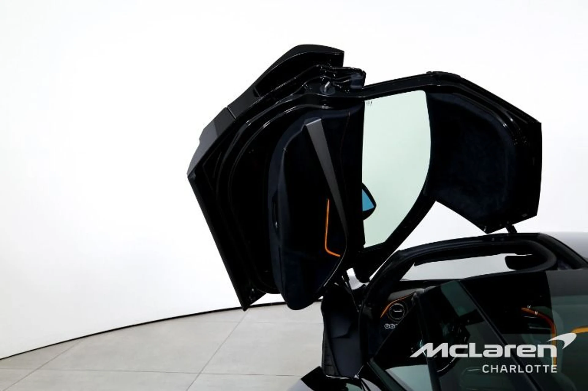 mph009_598511022_Used_2027_Mc_Laren_750_S_e1333b9fff