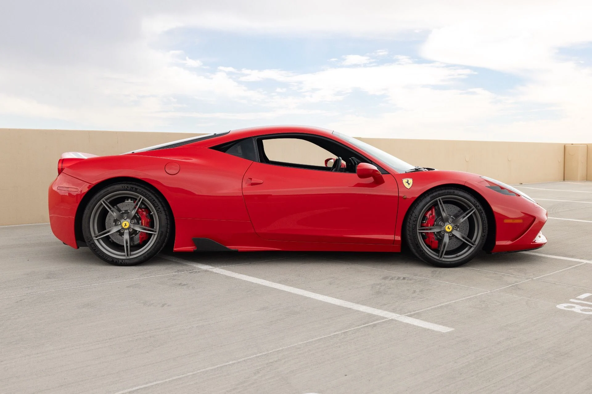 mph009_59983423_Used_2014_Ferrari_458_Speciale_1781299518_e1014657de