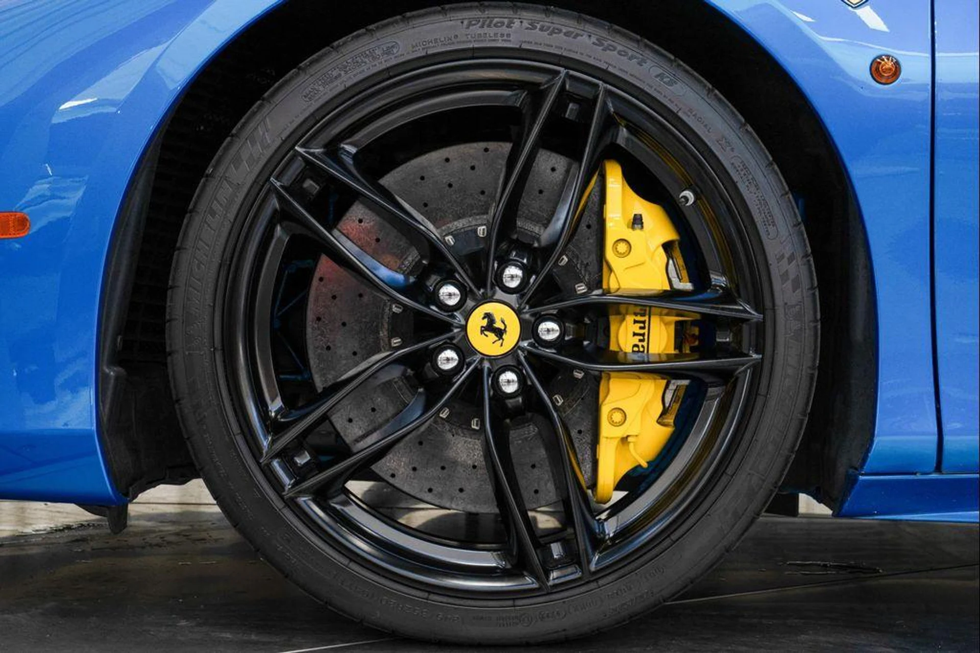 mph009_606415584_5_Wdfs_S_Uhv_JZ_4_K0_RN_Ur_N_Xs_RI_2_NRU_cfd92f56a0