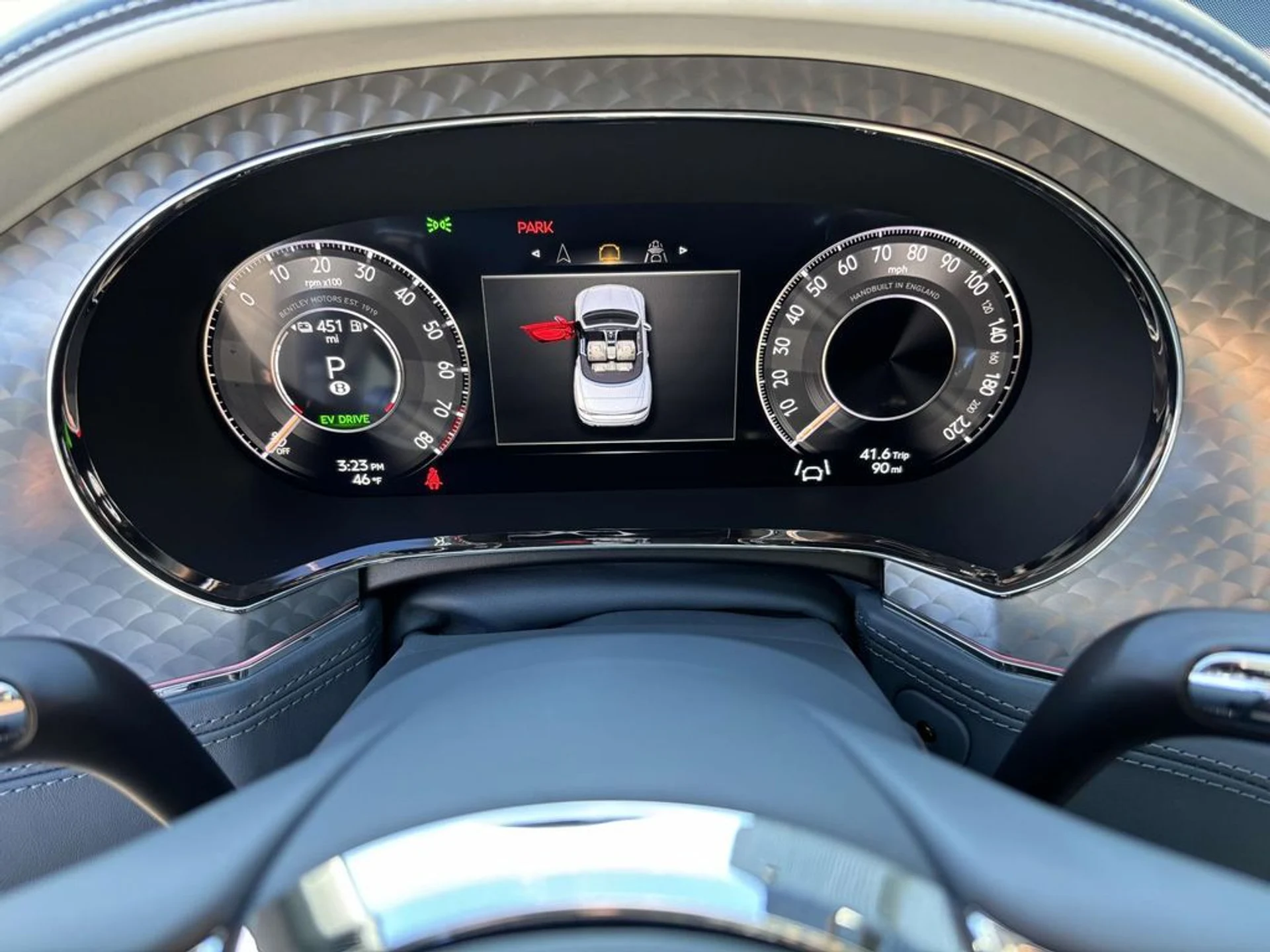 mph009_606955401_4a2eb0ad4df050f69b060693d495eb50x_cddc79ab4d