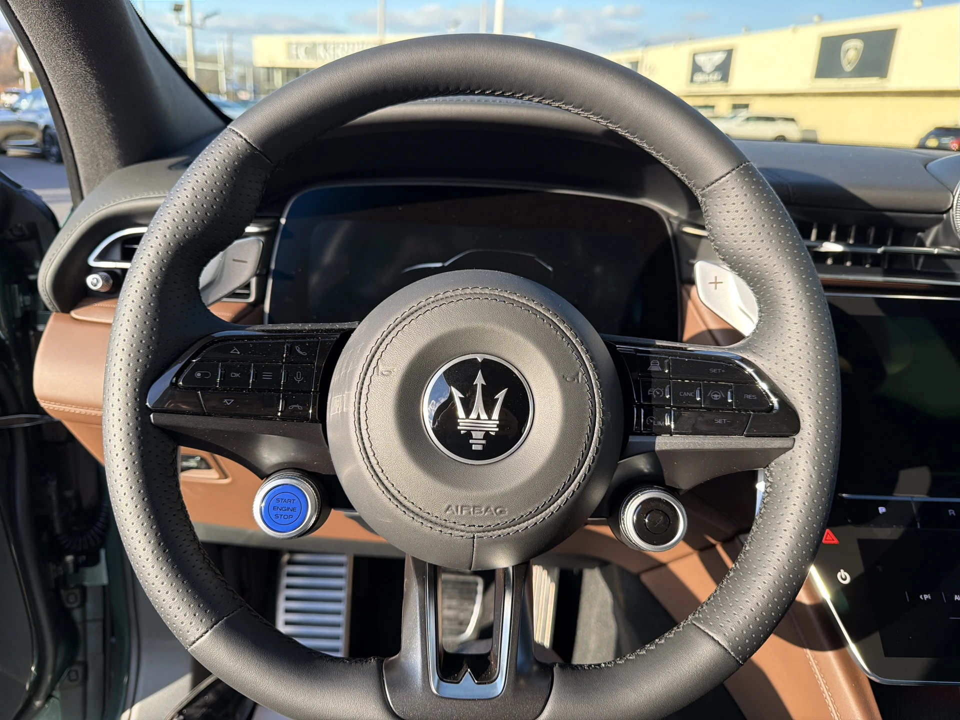 mph009_613270004_10_3aa1d797db