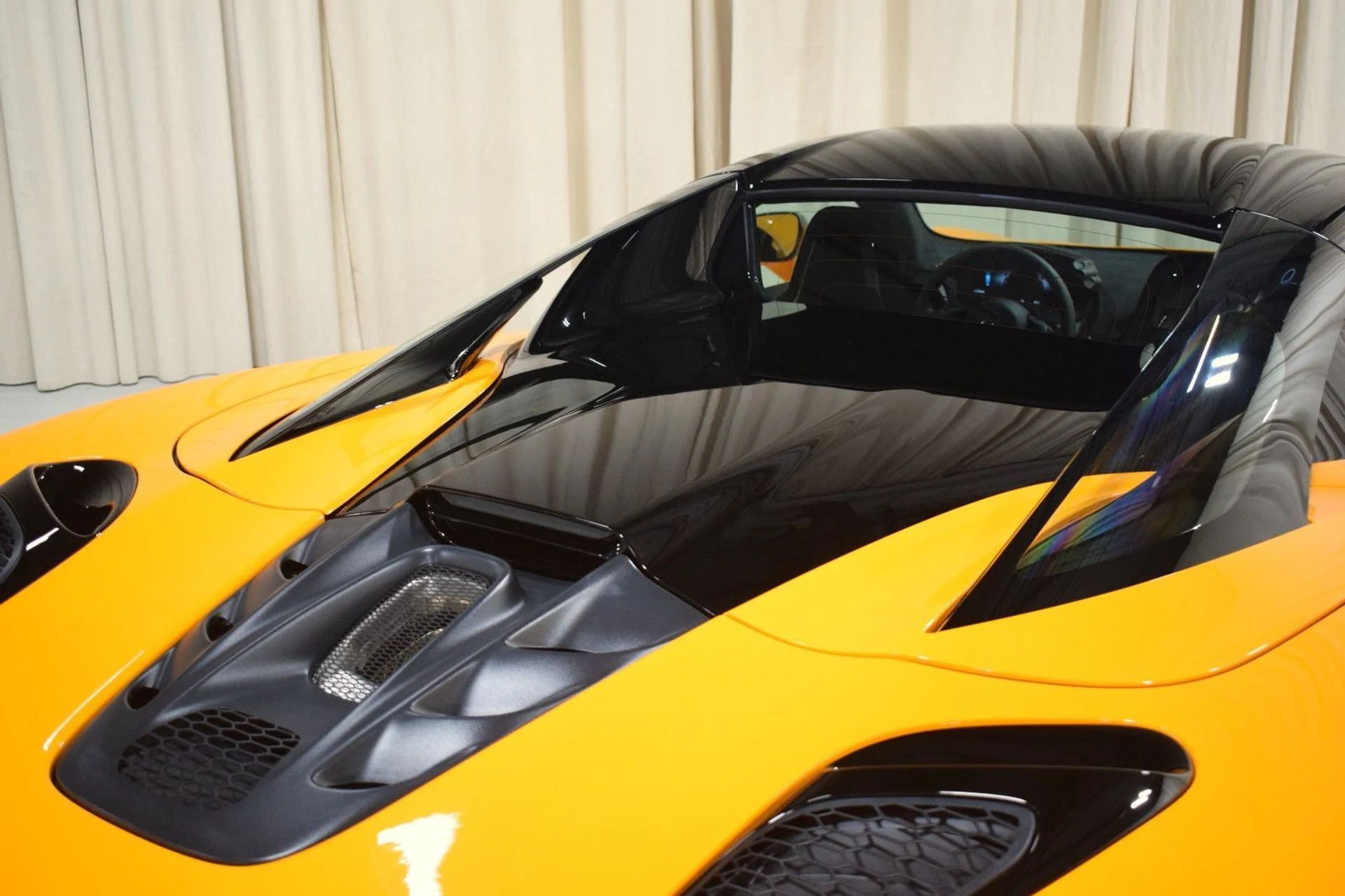 mph009_619338220_b3528f3ce9d8465d9aed234d045bbcaex_3506cea689