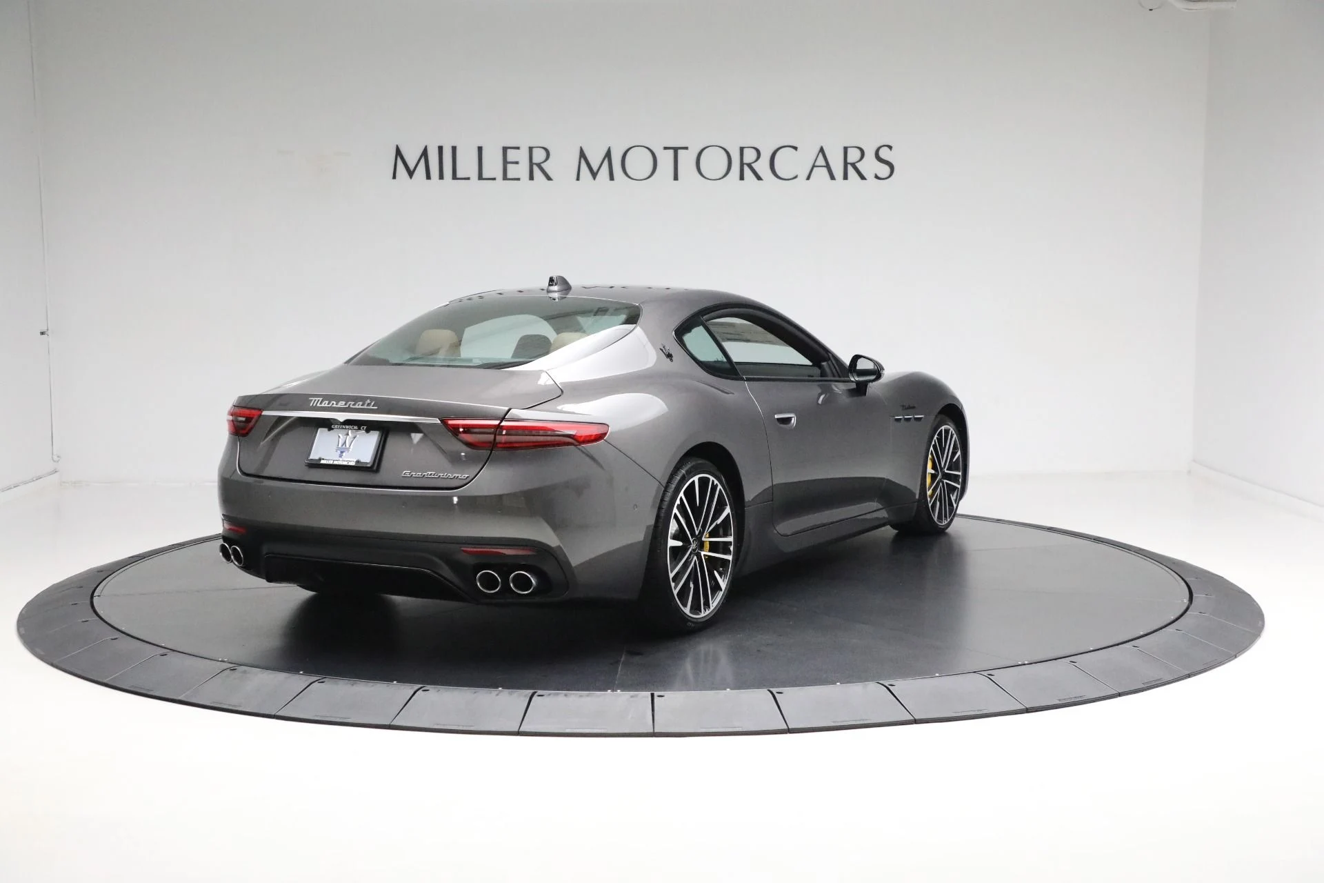 mph009_62316739_Used_2024_Maserati_Gran_Turismo_Modena_1783952207_37e8bd12c0