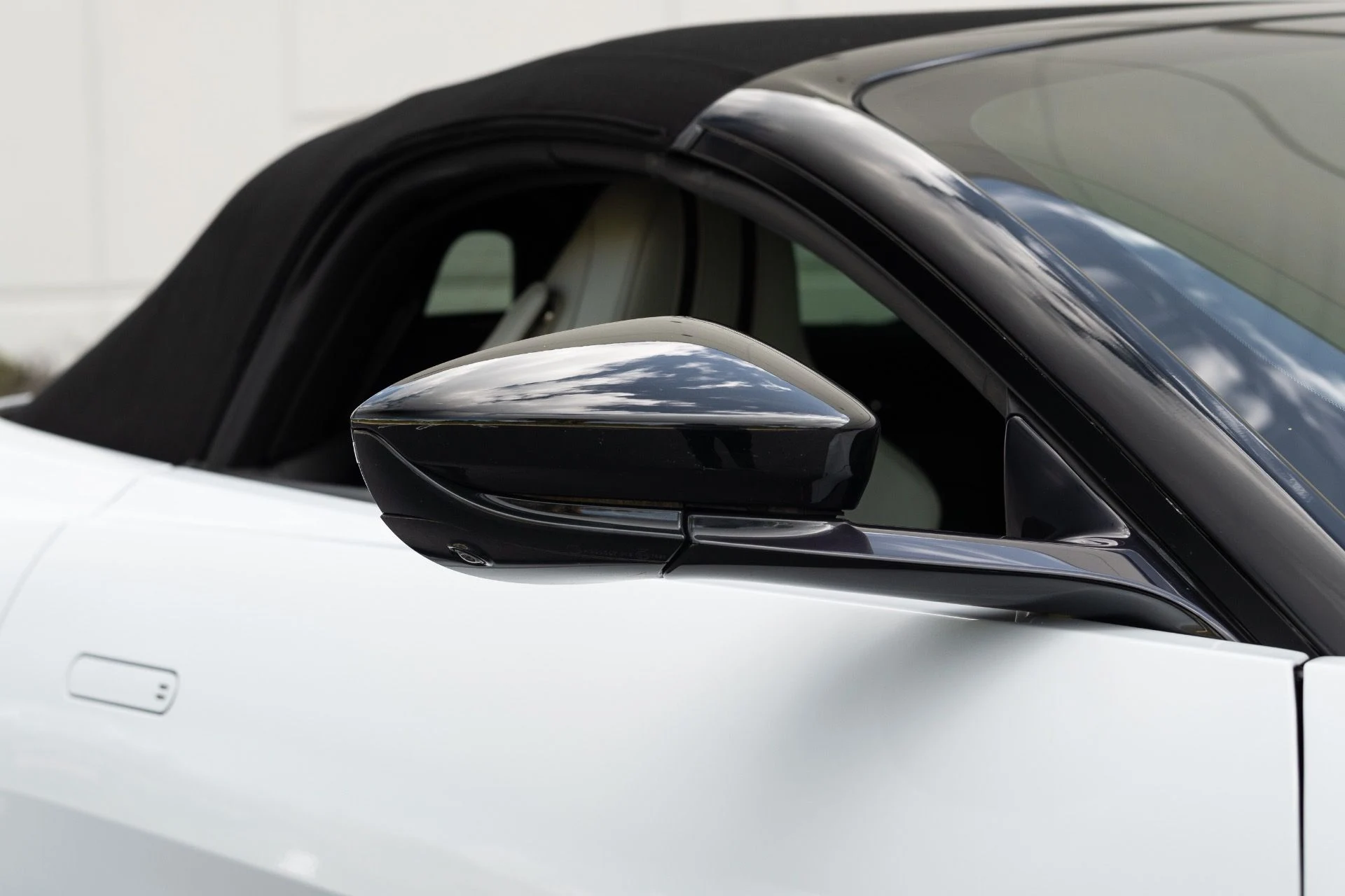 mph009_628028278_Used_2023_Aston_Martin_Vantage_V8_1773336980_45b6c2b3bb