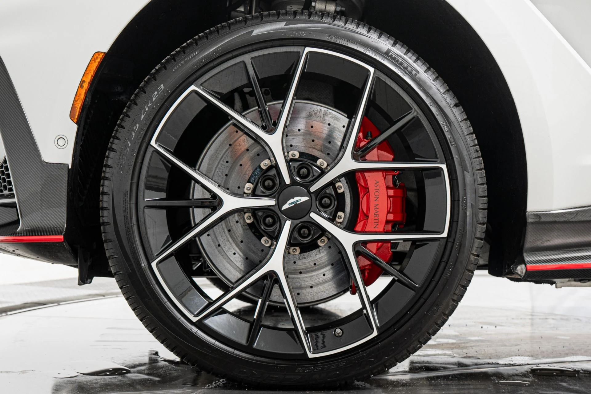 mph009_631163563_Used_2026_Aston_Martin_DBX_S_1792083378_7448f6b1eb