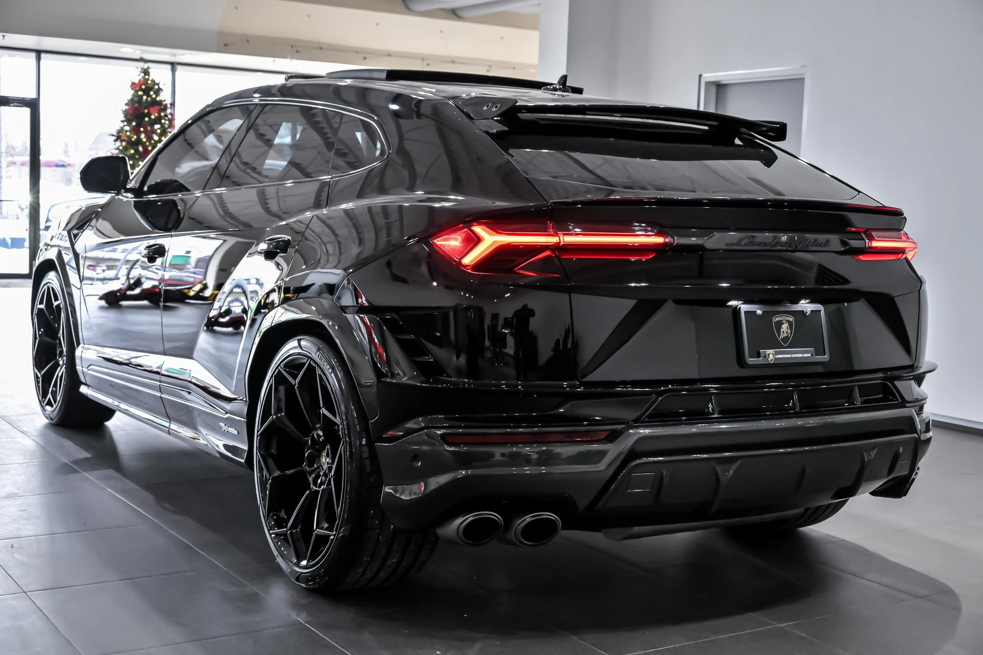 mph009_632950167_Used_2023_Lamborghini_Urus_Performante_1765794836_cc06c713eb