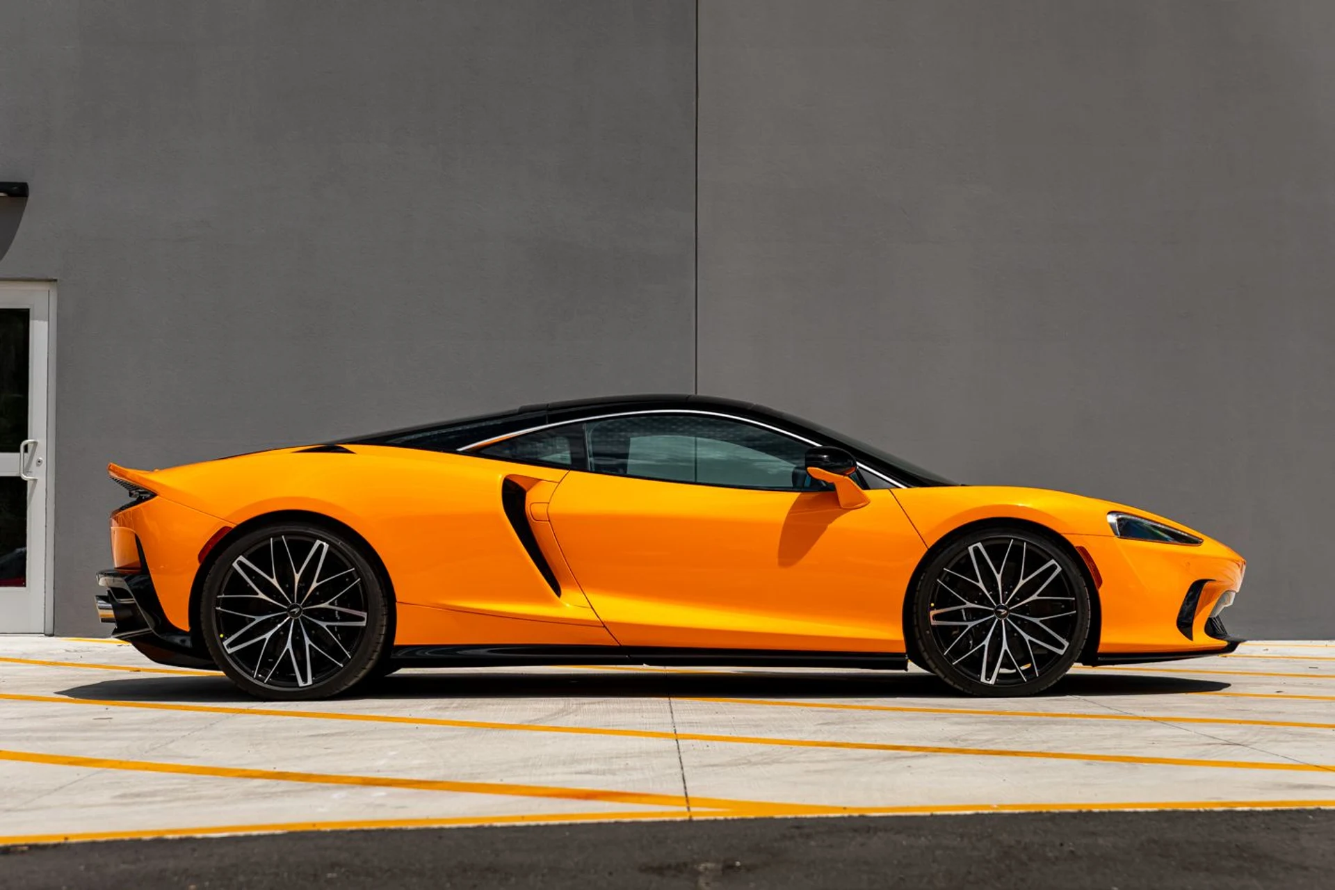 mph009_639258969_New_2025_Mc_Laren_GTS_2cdf9d3fe8