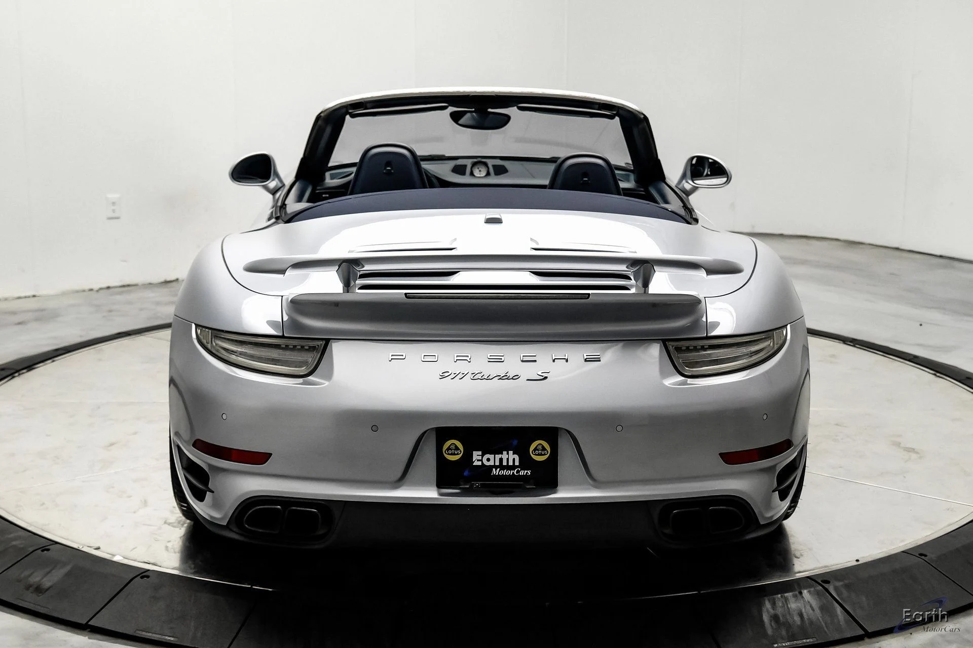 mph009_649740533_f47927d74221bdca48fc75fcf60ed532x_8baeed0131