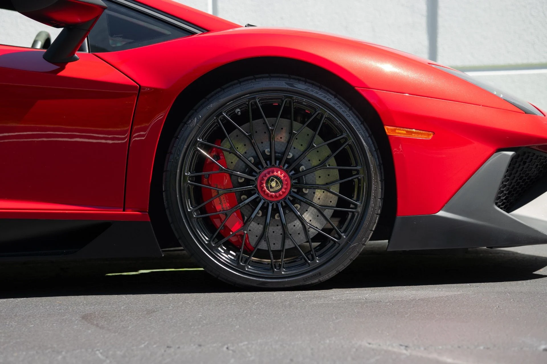 mph009_656178807_Used_2016_Lamborghini_Aventador_LP_750_4_SV_1760392295_a23e1726d4