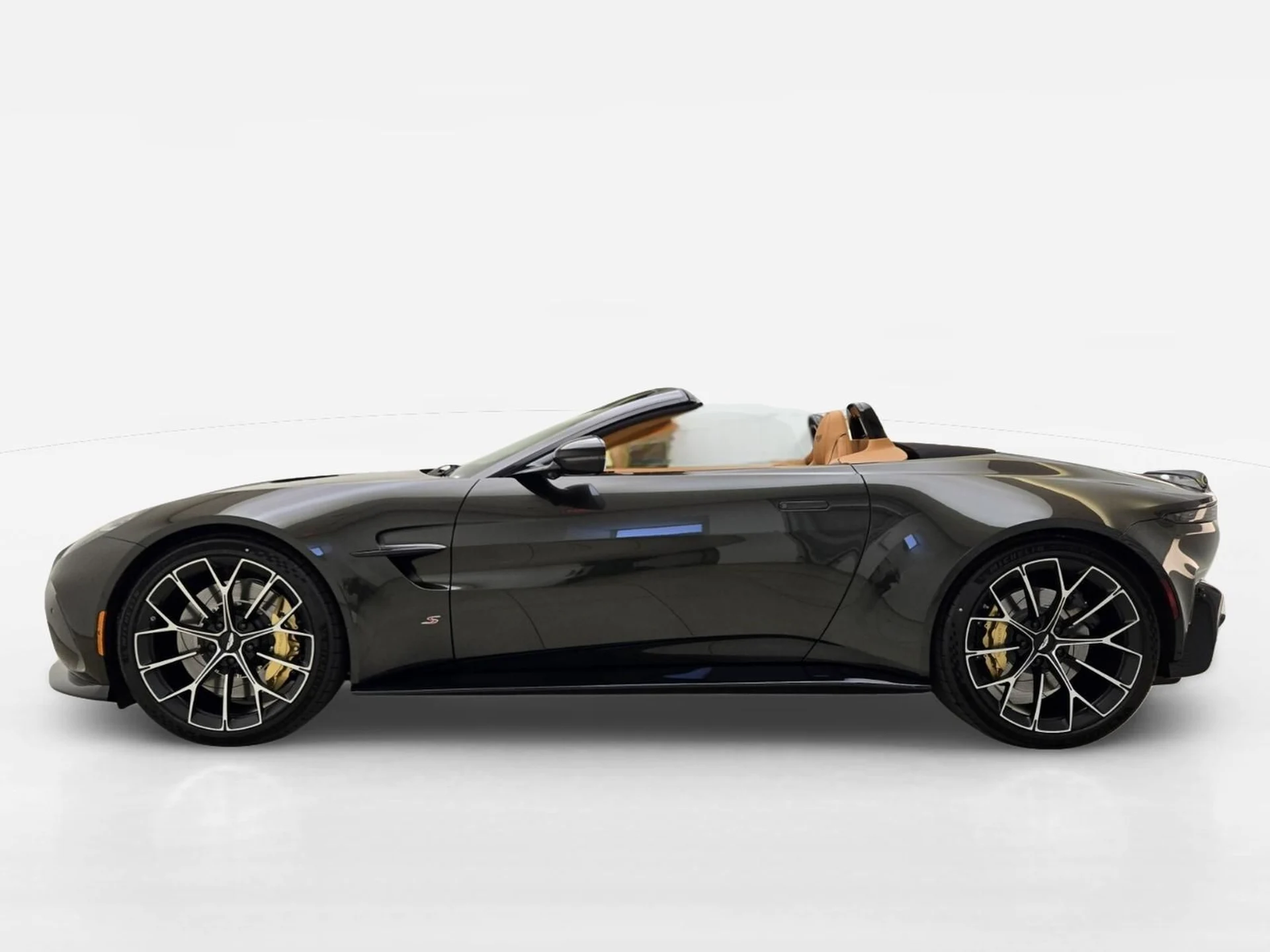 mph009_680676105_New_2026_Aston_Martin_Vantage_S_1791609365_4f9e2396a2