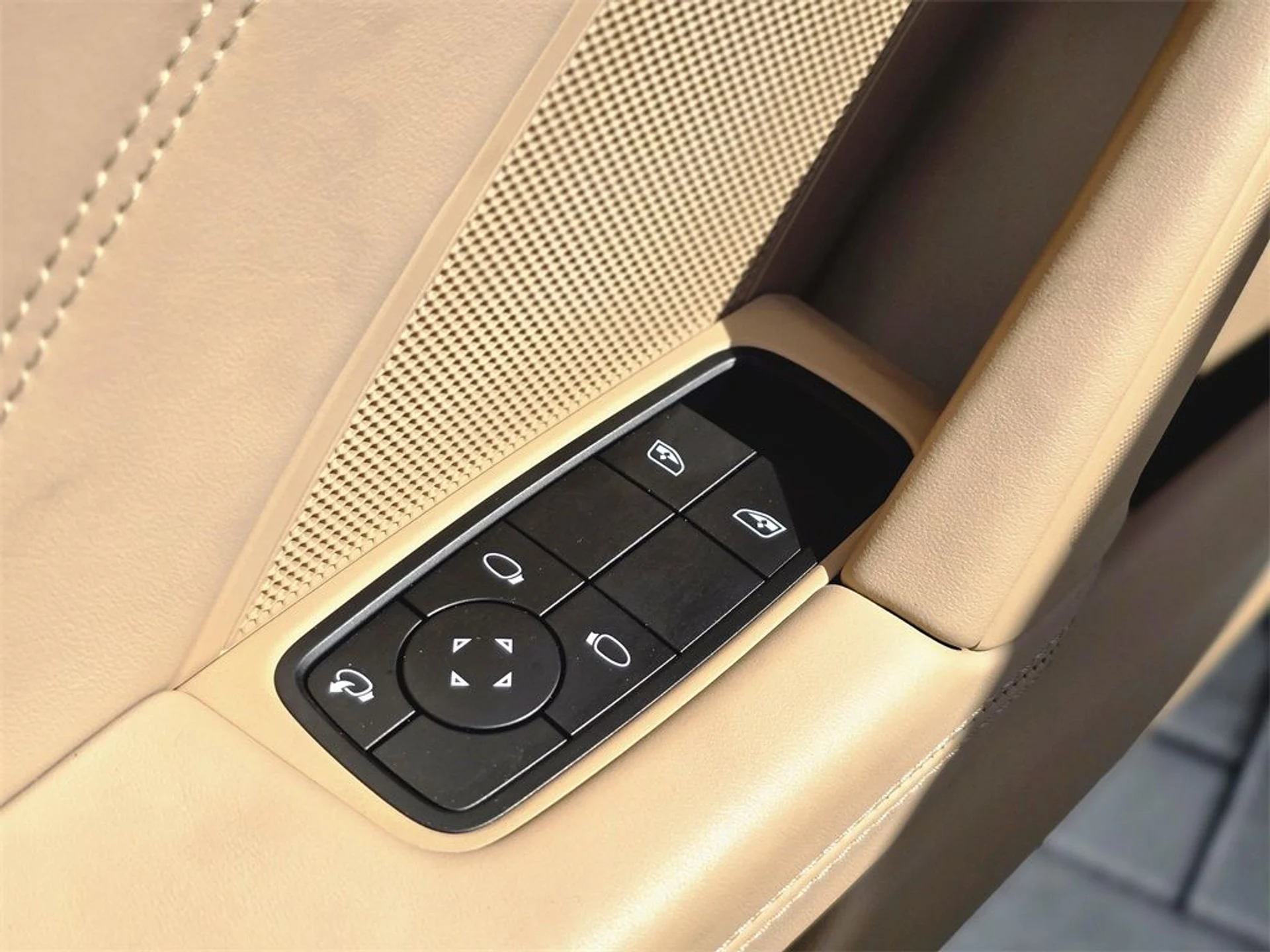 mph009_685468501_75d604809c600d7d985fa011269c790f_35b2f1c3aa