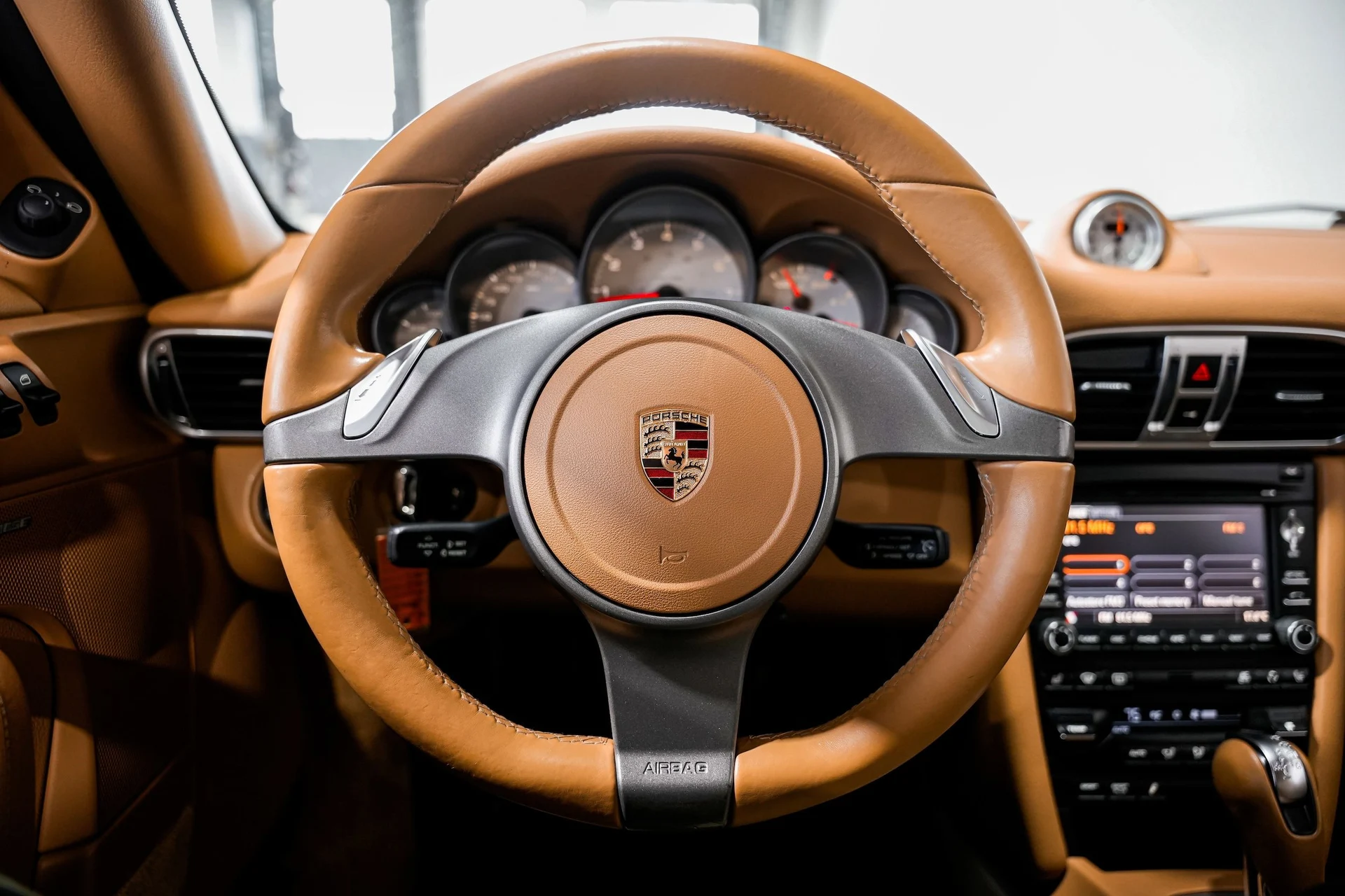 mph009_690997028_8c6ac4f5733967124dad61ac997fa4c2x_bfd684acdb