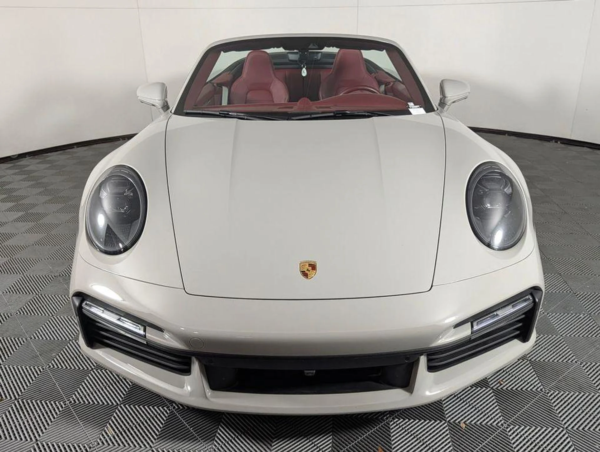 mph009_691314179_xtn_Cse_XO_Ejgtf_Pnvm_Qf1_OG_Lyrl_A_ae2ba92fc1