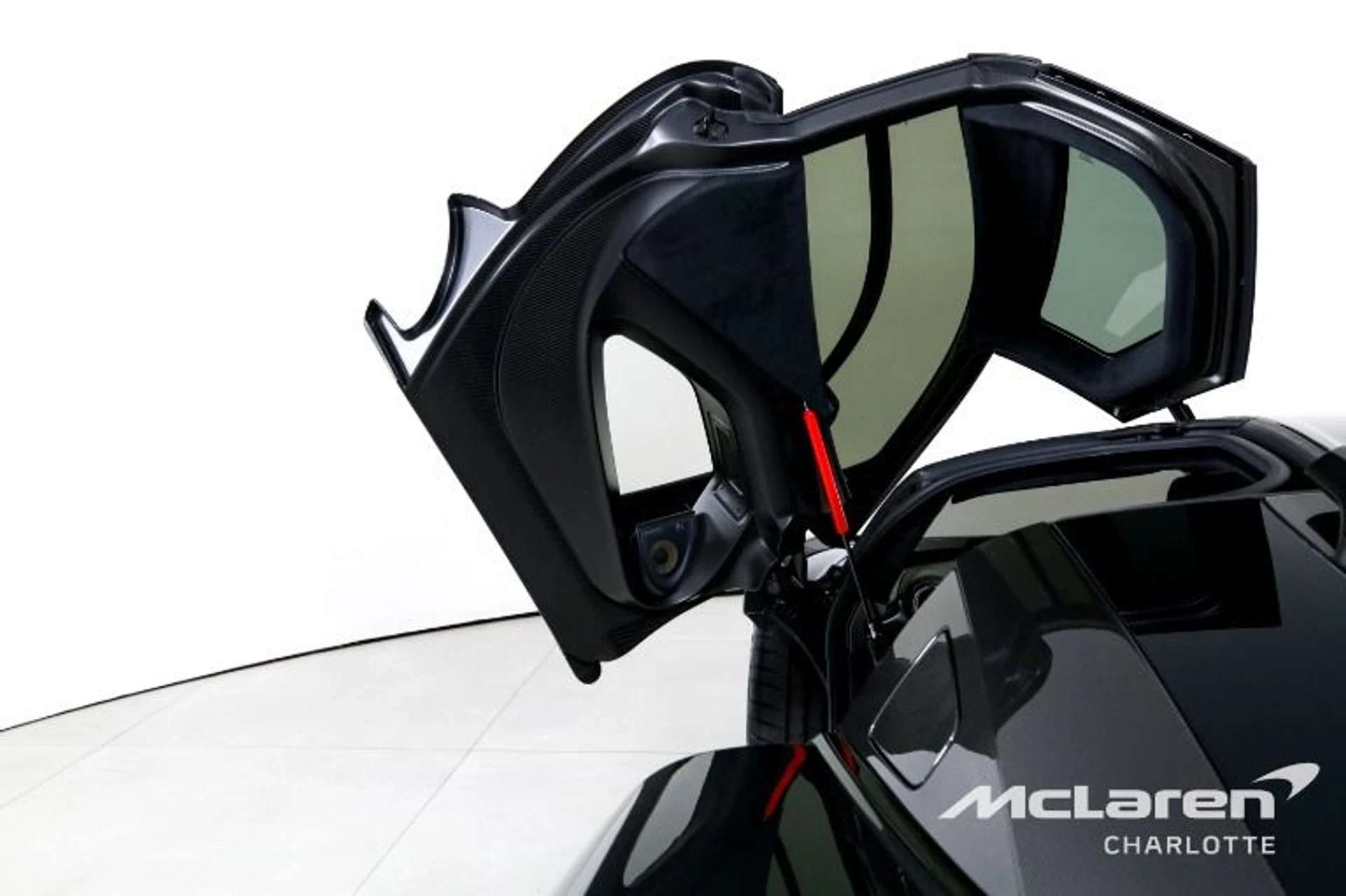 mph009_69444923_Used_2019_Mc_Laren_Senna_eca7e4b77b