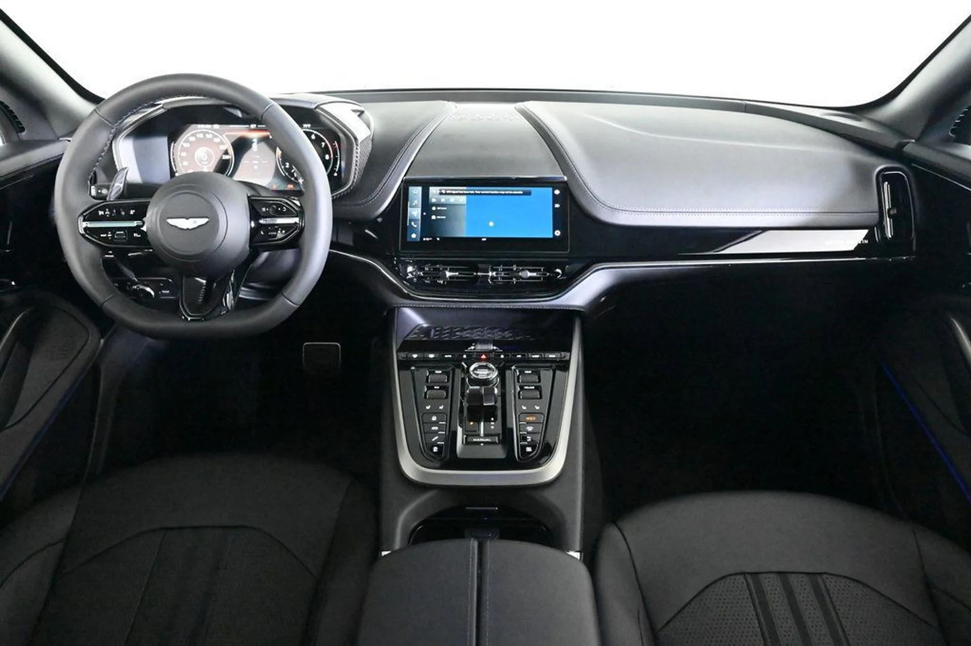 mph009_696797533_new_2026_aston_martin_dbx_707awd_11350_22968751_9_1024_f237966d10